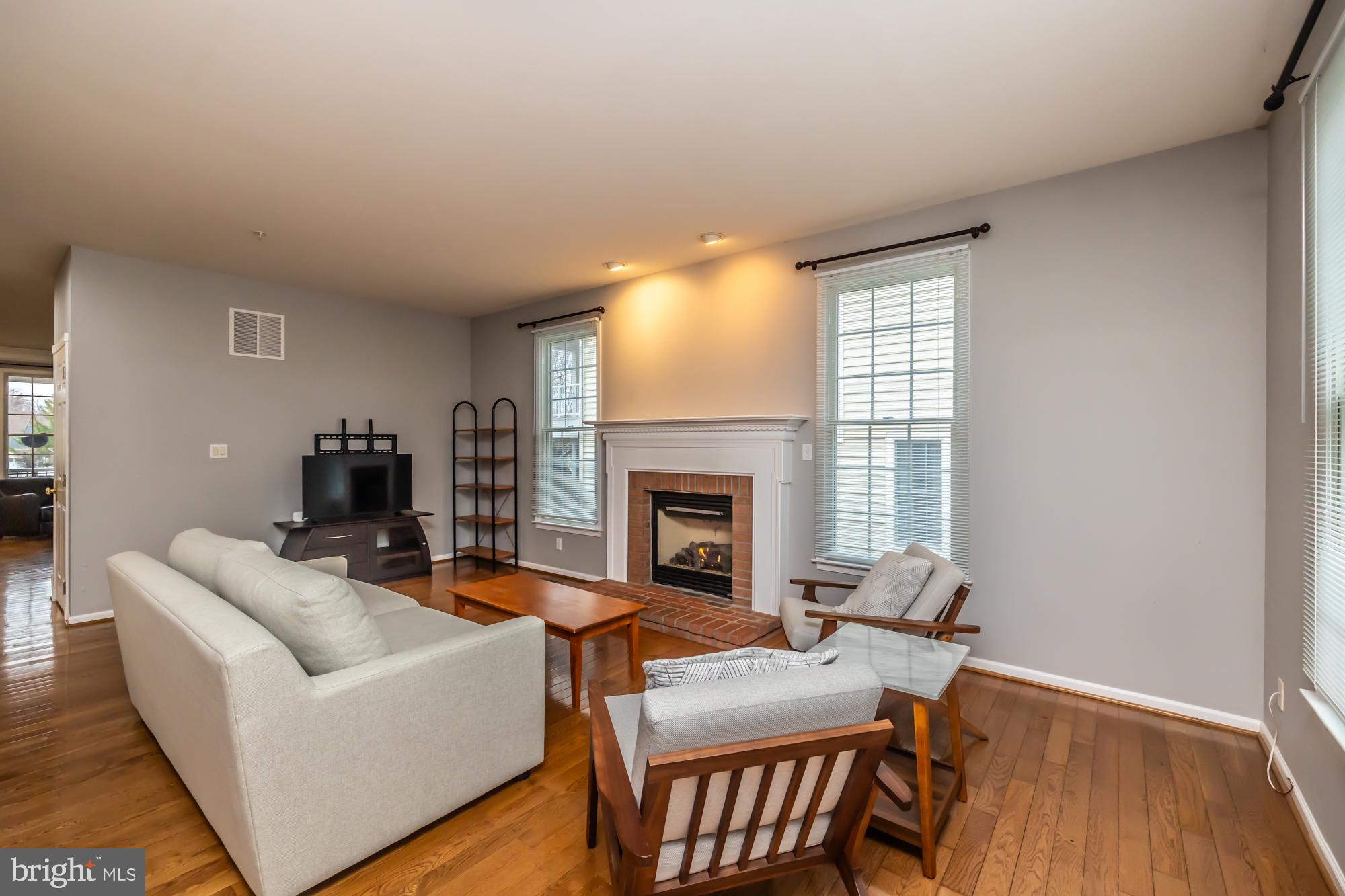 NEW BRITAIN WALK - Residential