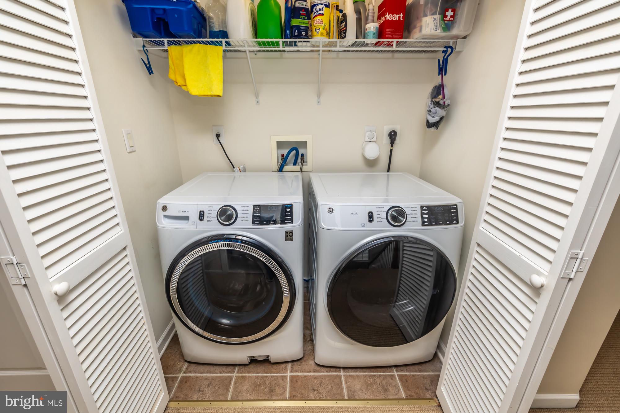 NEW BRITAIN WALK - Residential