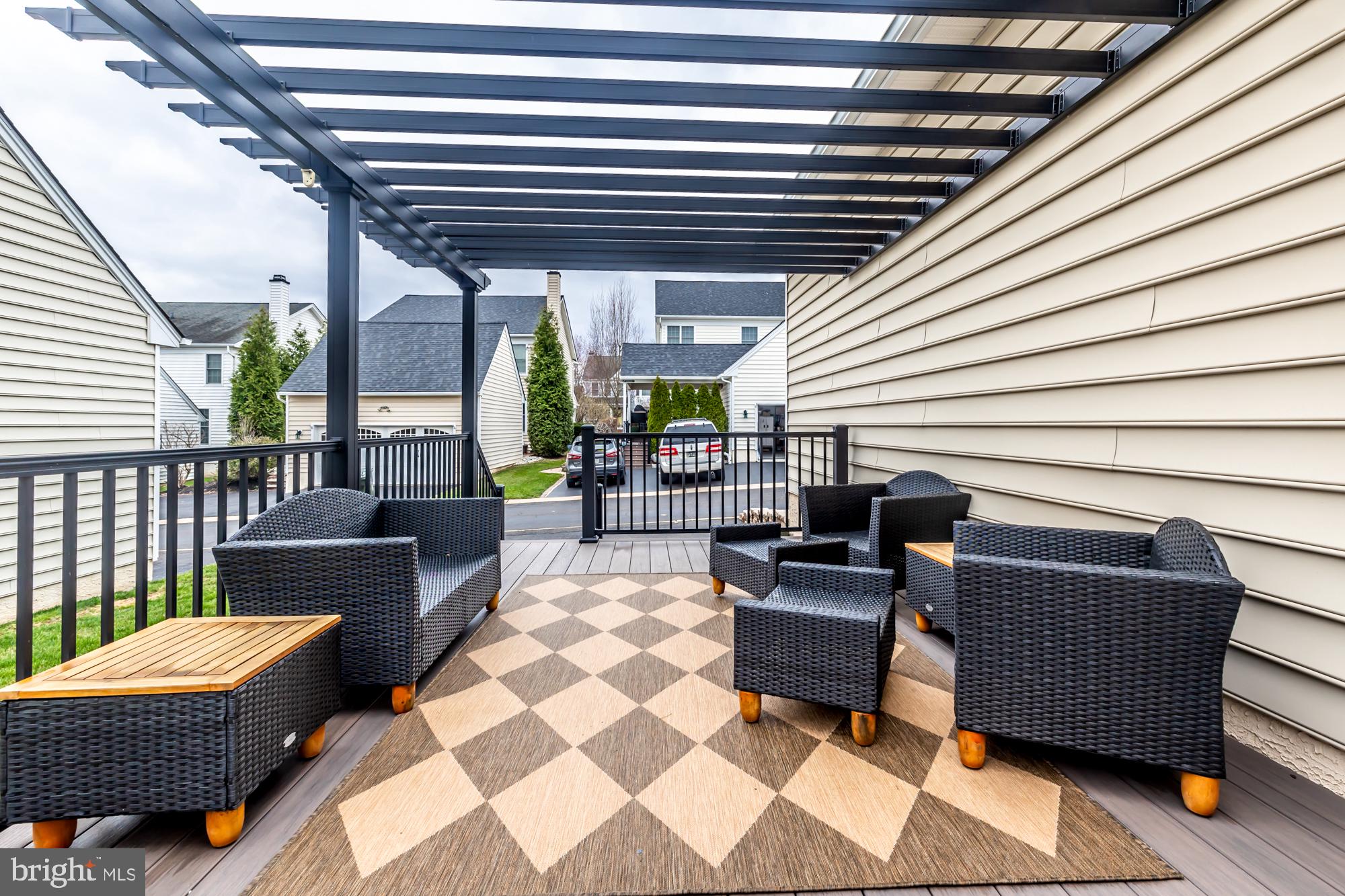 NEW BRITAIN WALK - Residential