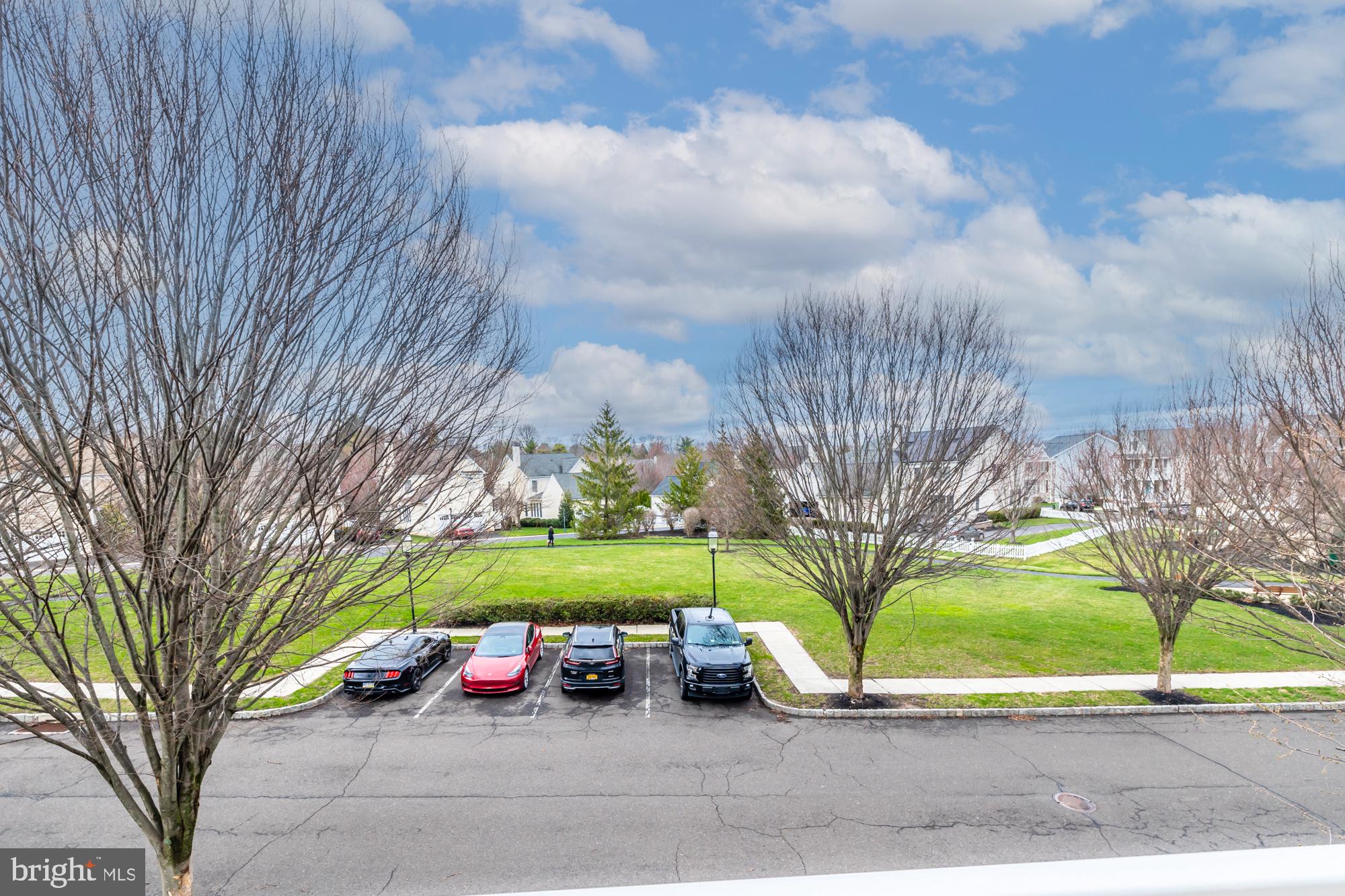 NEW BRITAIN WALK - Residential