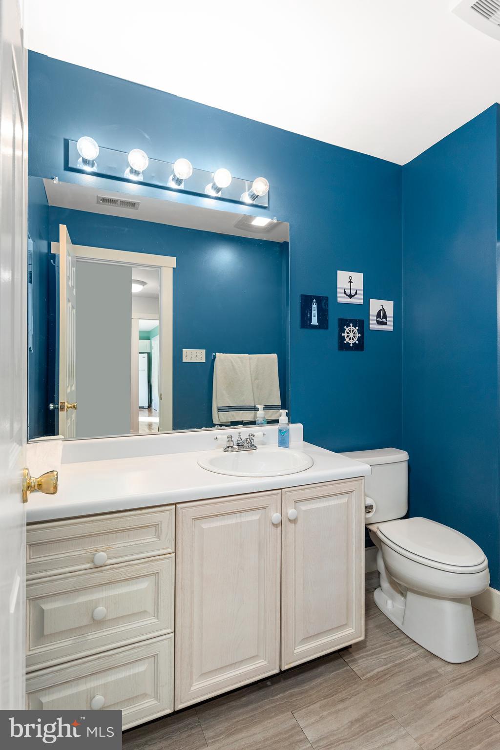 CHESAPEAKE CLUB - Residential