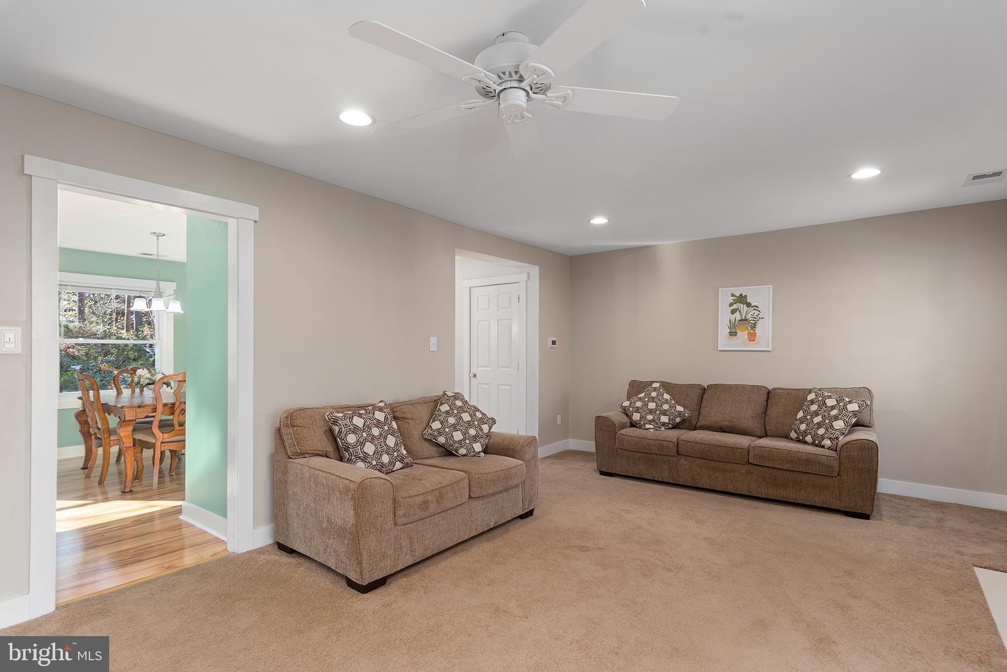 CHESAPEAKE CLUB - Residential