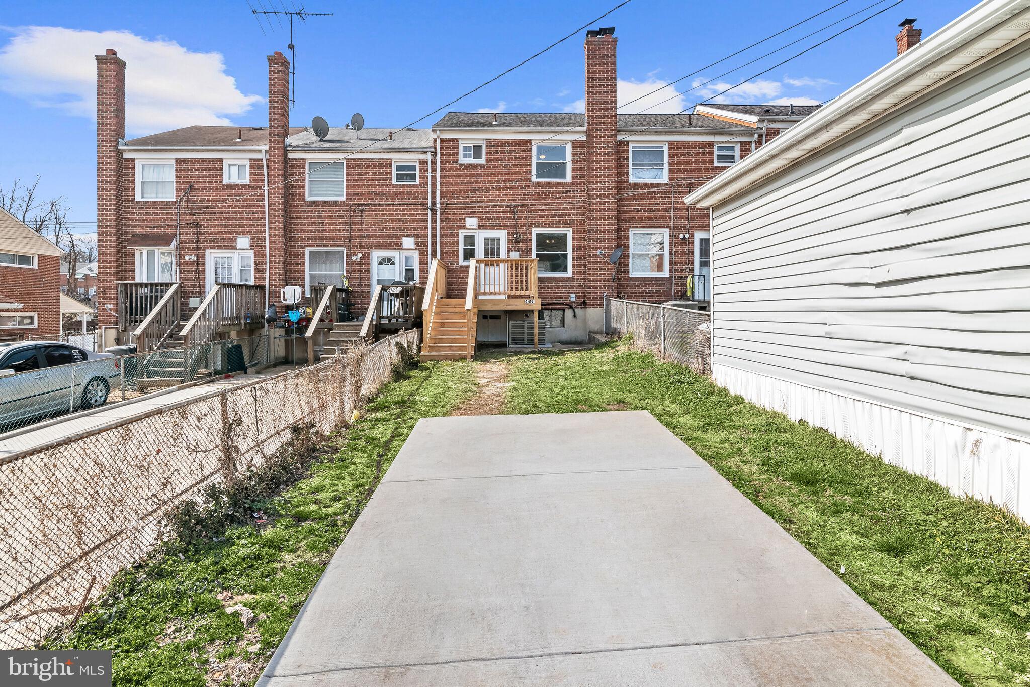 FRIENDSHIP GARDENS - Residential