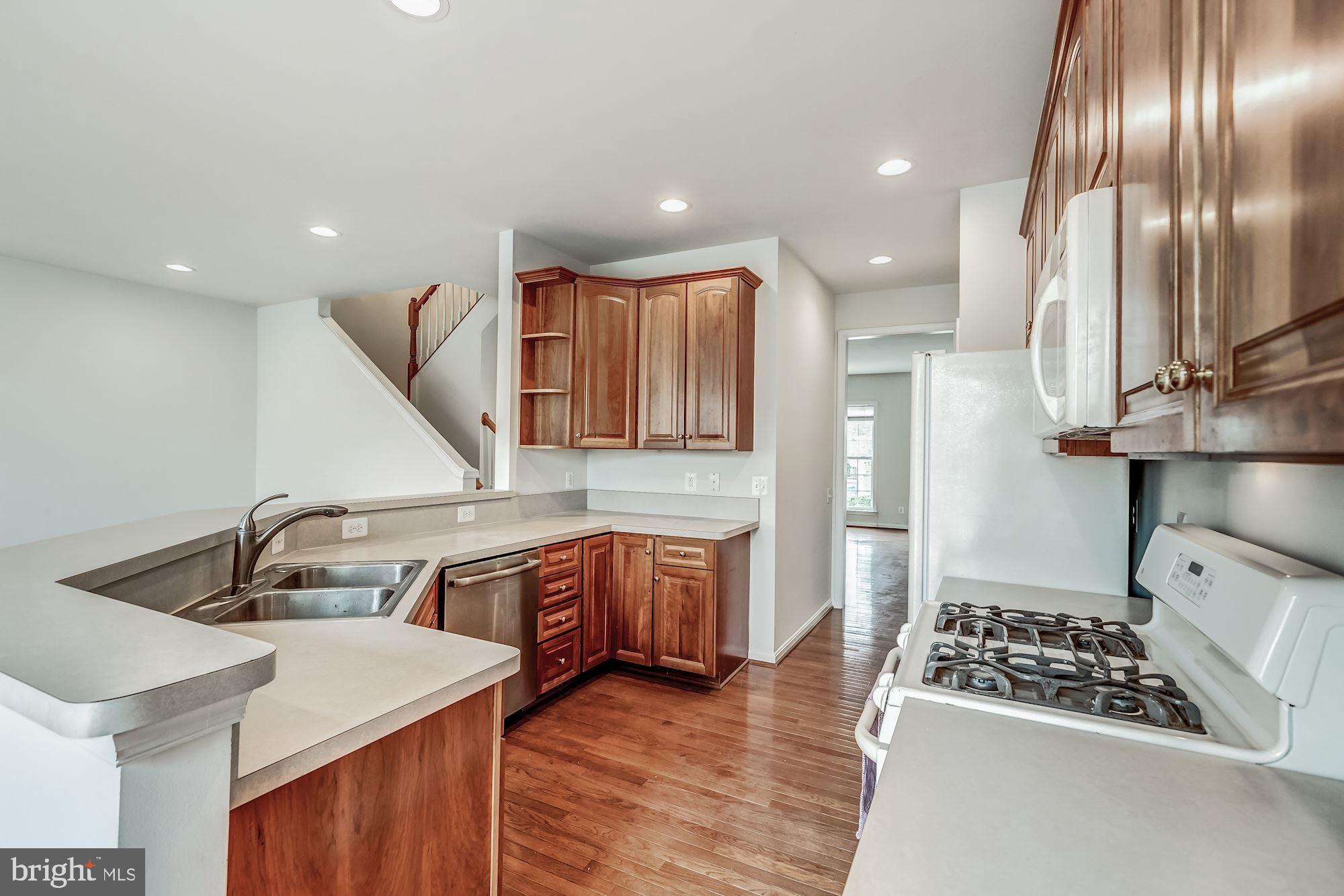 LAUREL HILL - Residential Lease