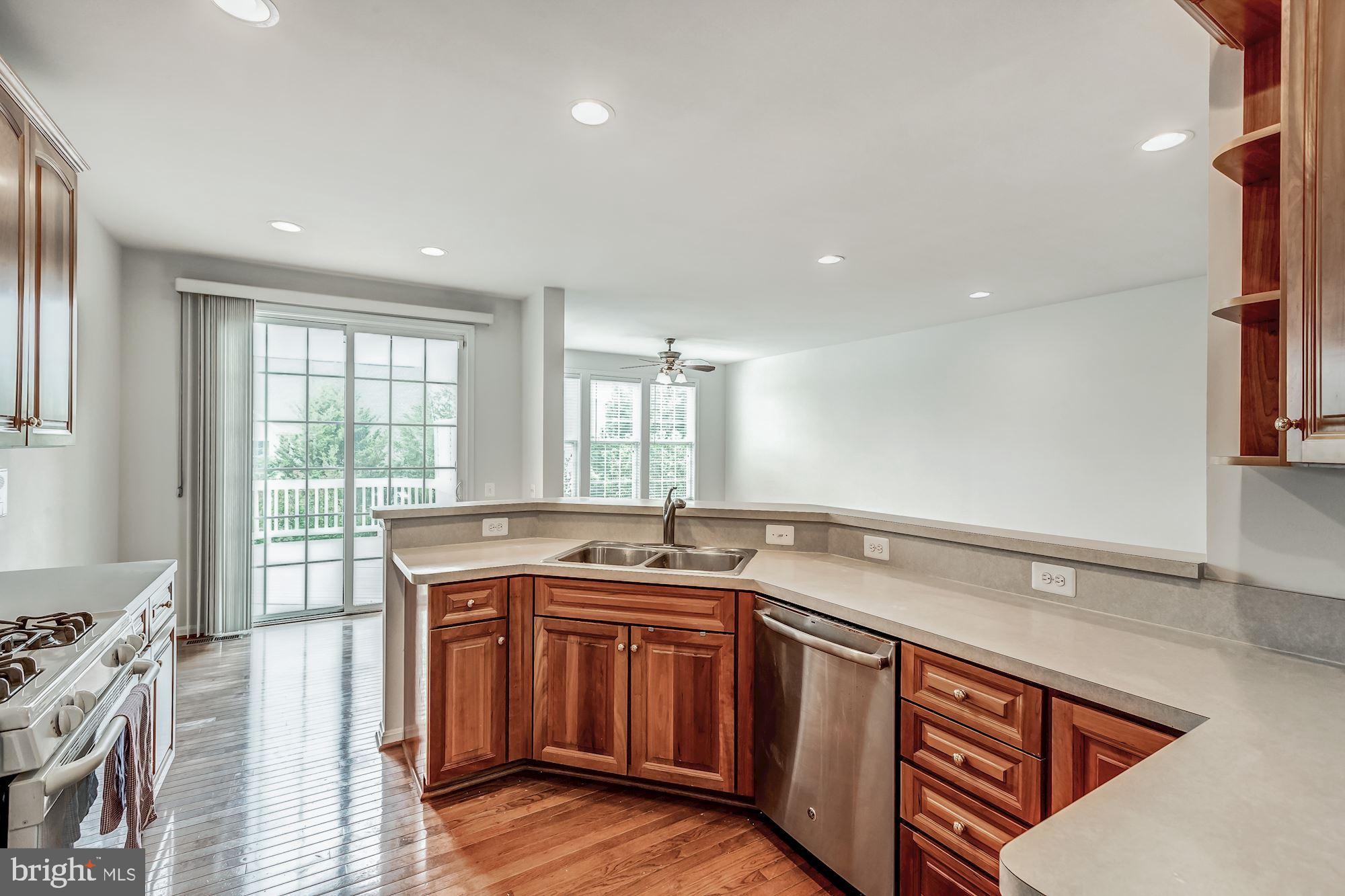 LAUREL HILL - Residential Lease