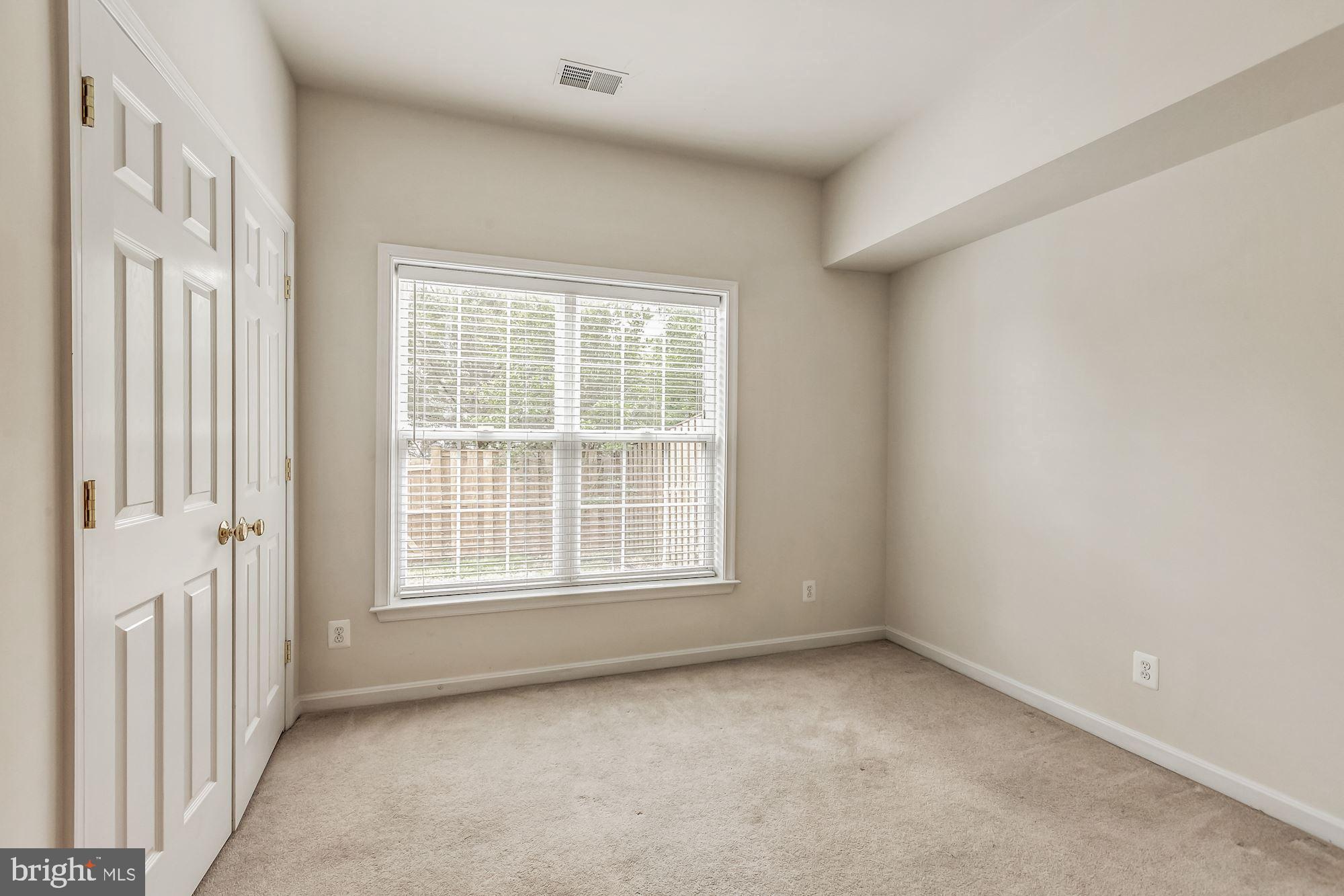 LAUREL HILL - Residential Lease