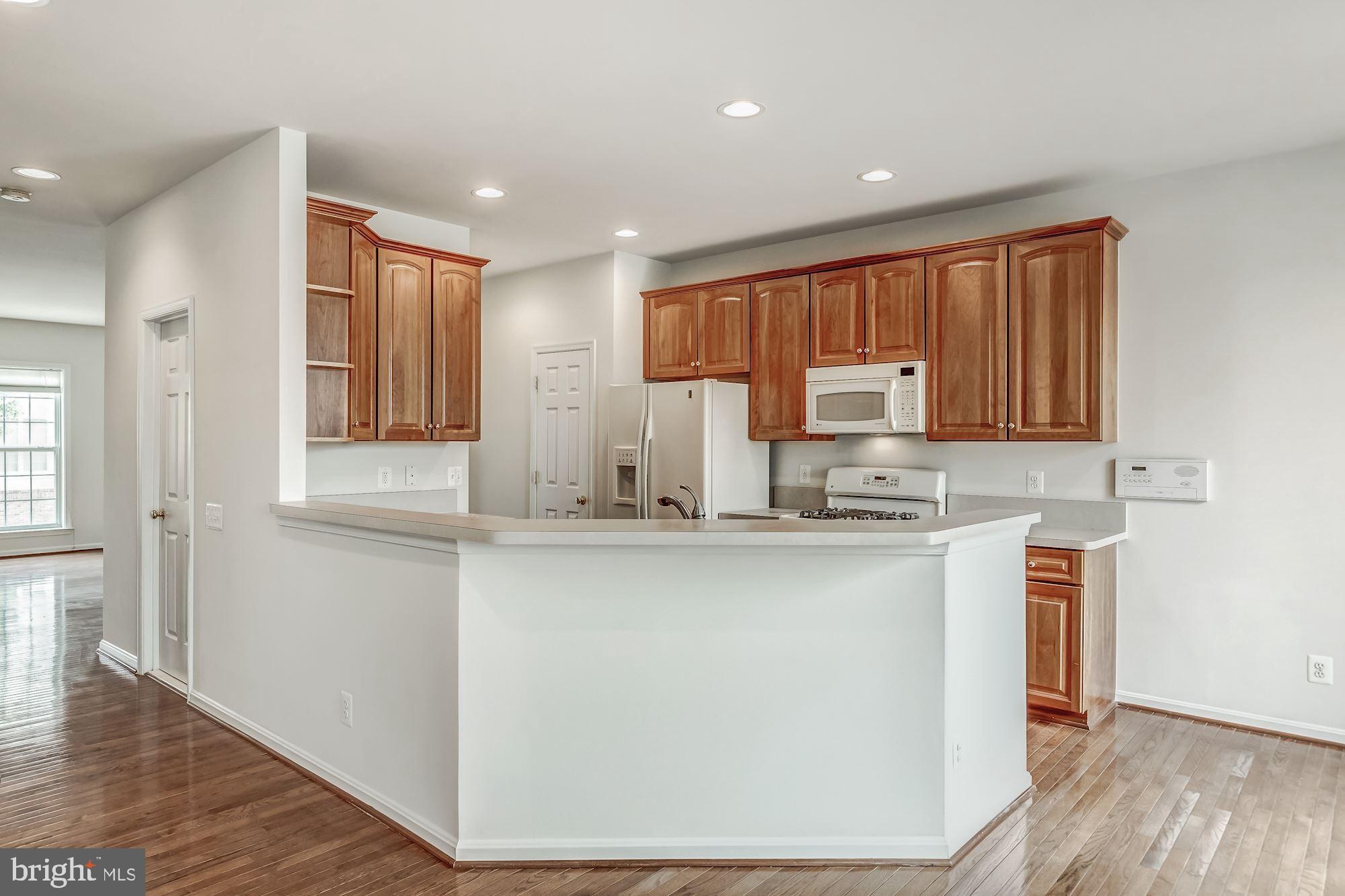 LAUREL HILL - Residential Lease