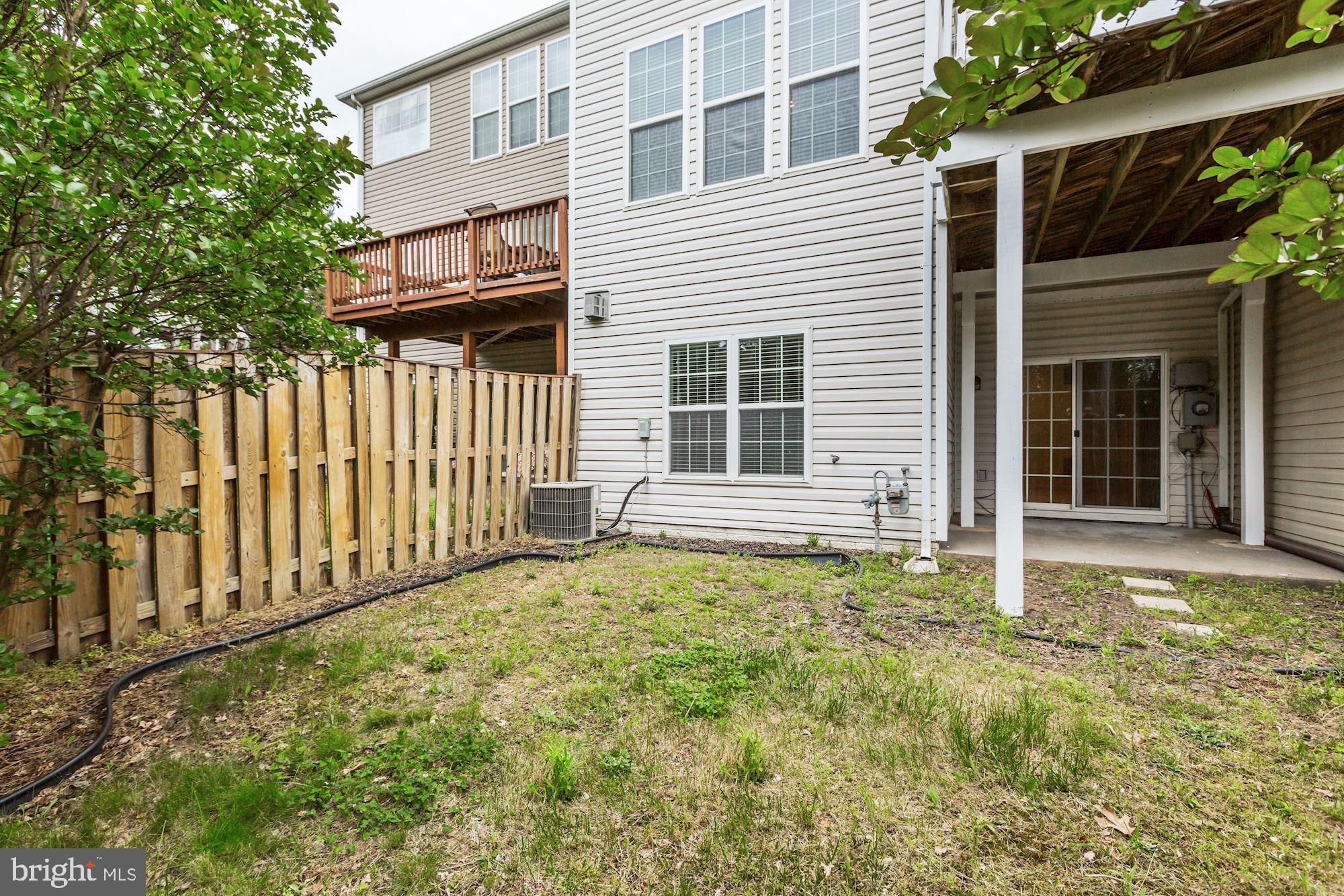 LAUREL HILL - Residential Lease