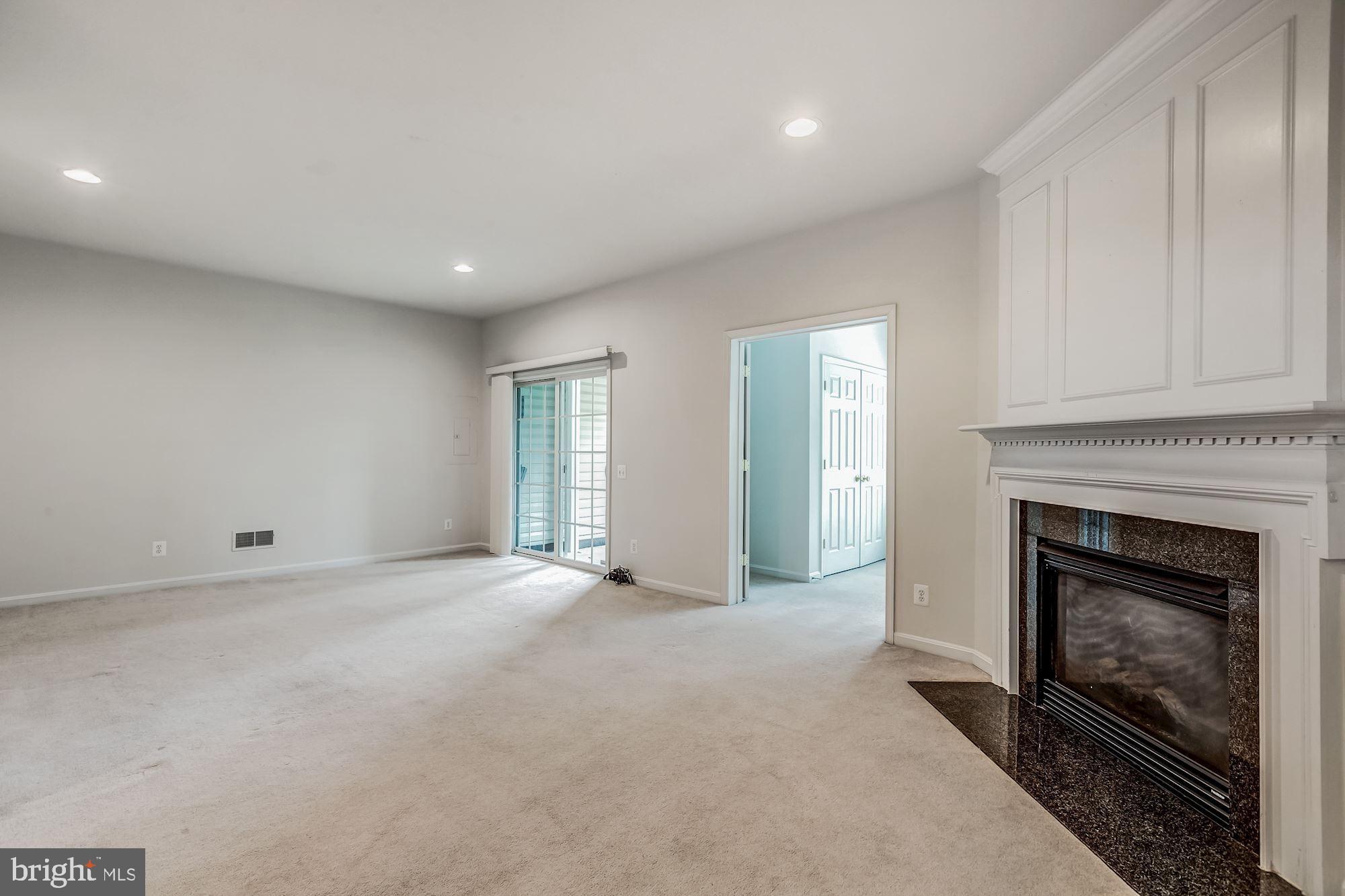 LAUREL HILL - Residential Lease