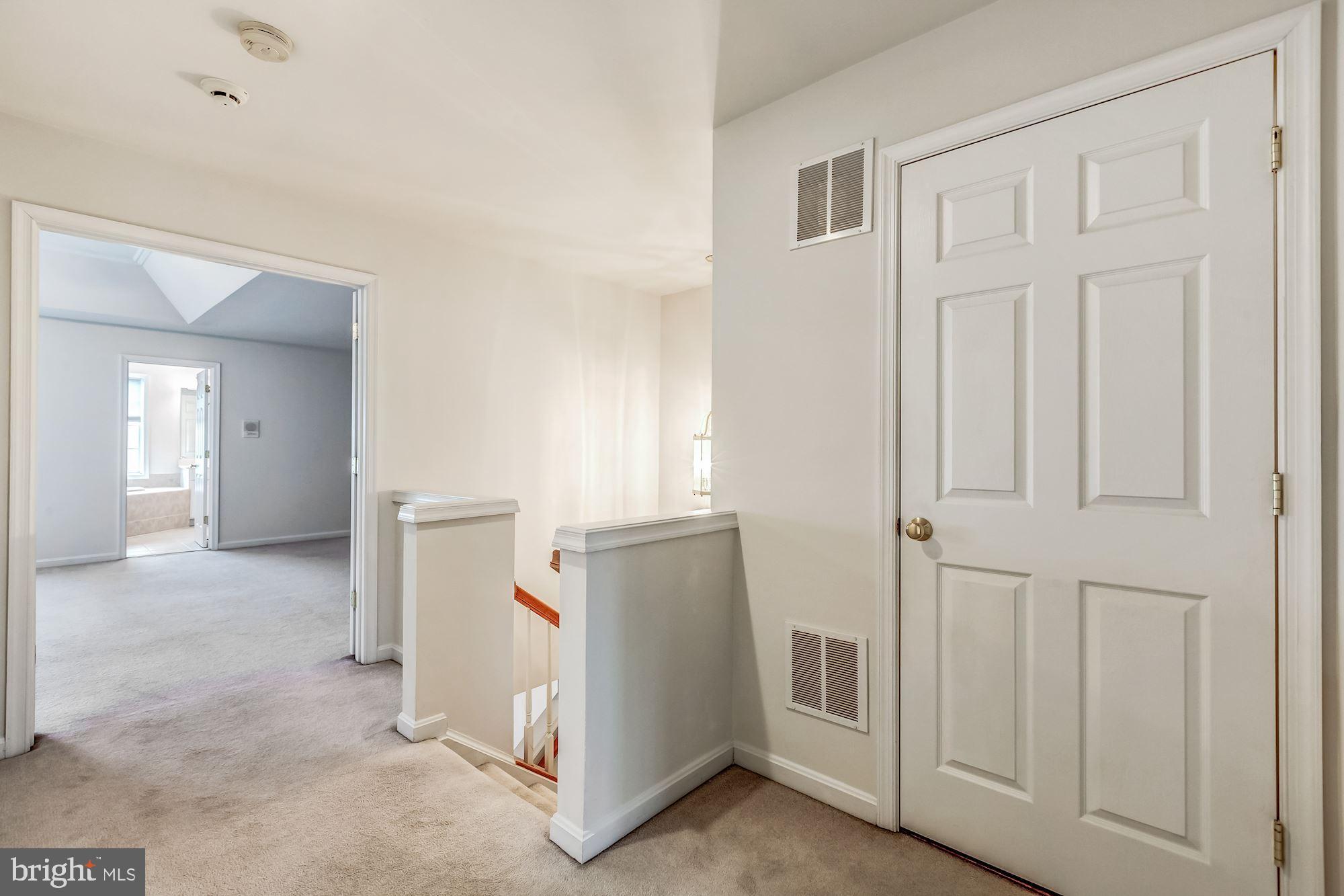 LAUREL HILL - Residential Lease