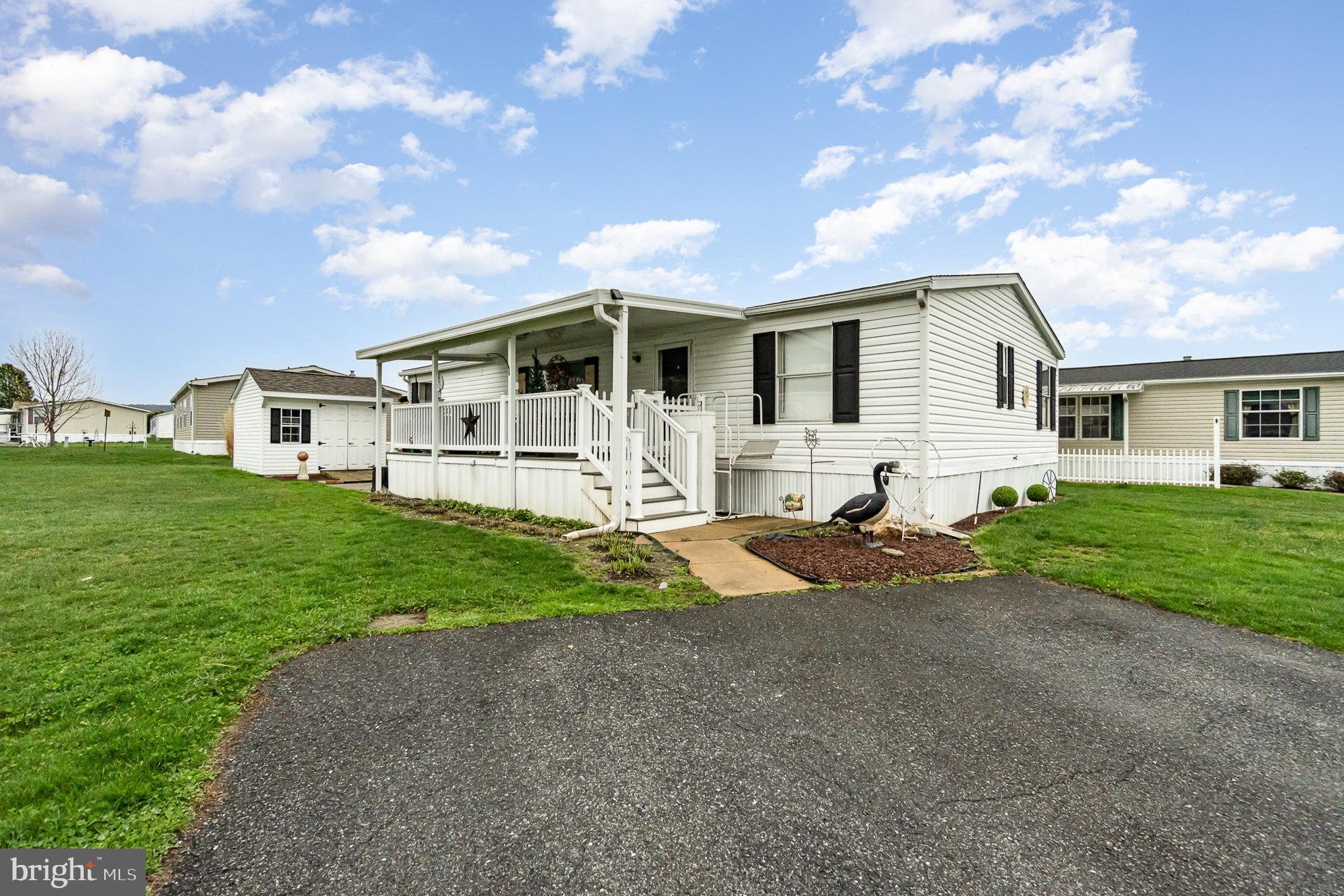 SUNSET ESTATES MHP - Residential