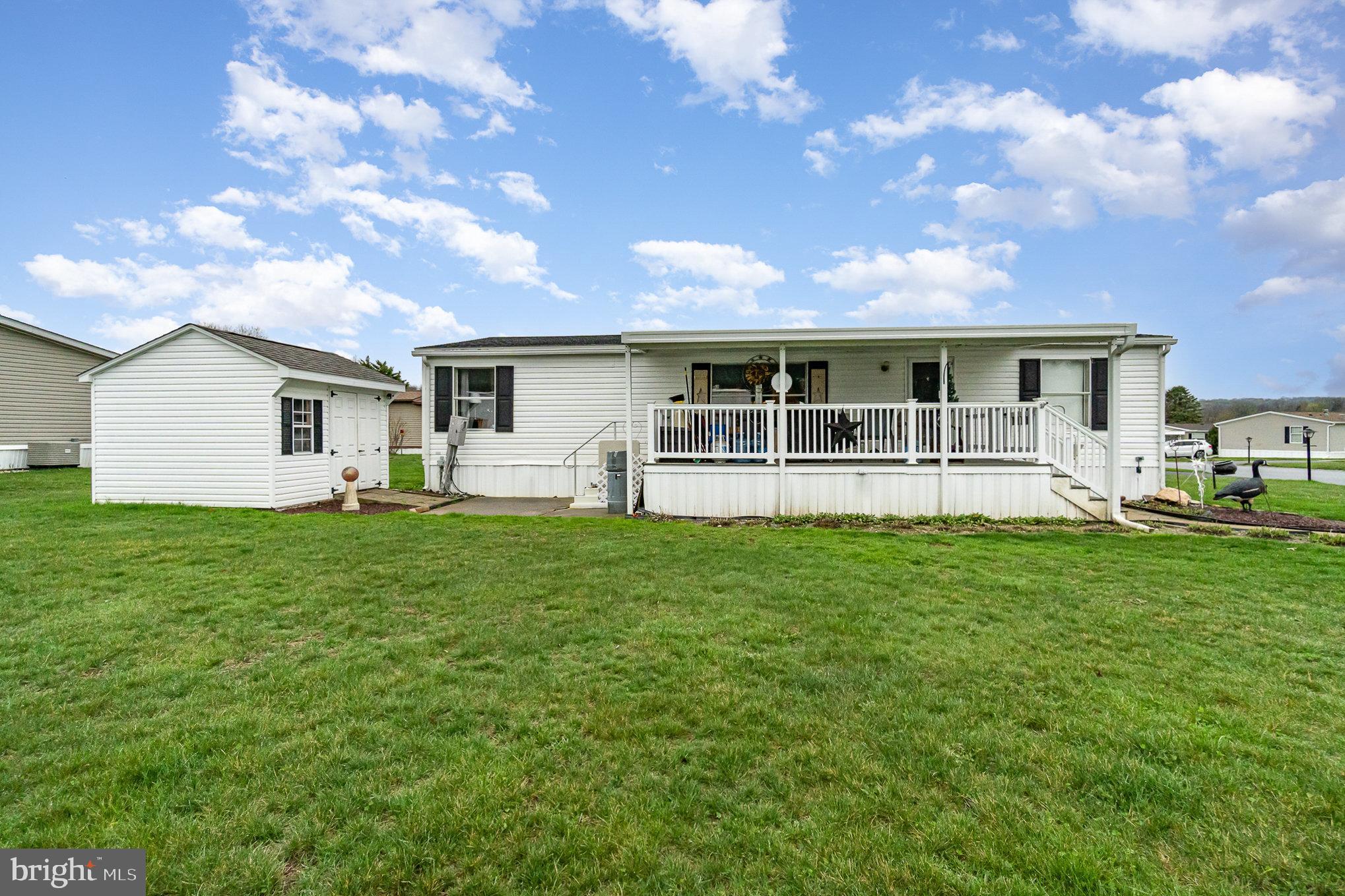 SUNSET ESTATES MHP - Residential