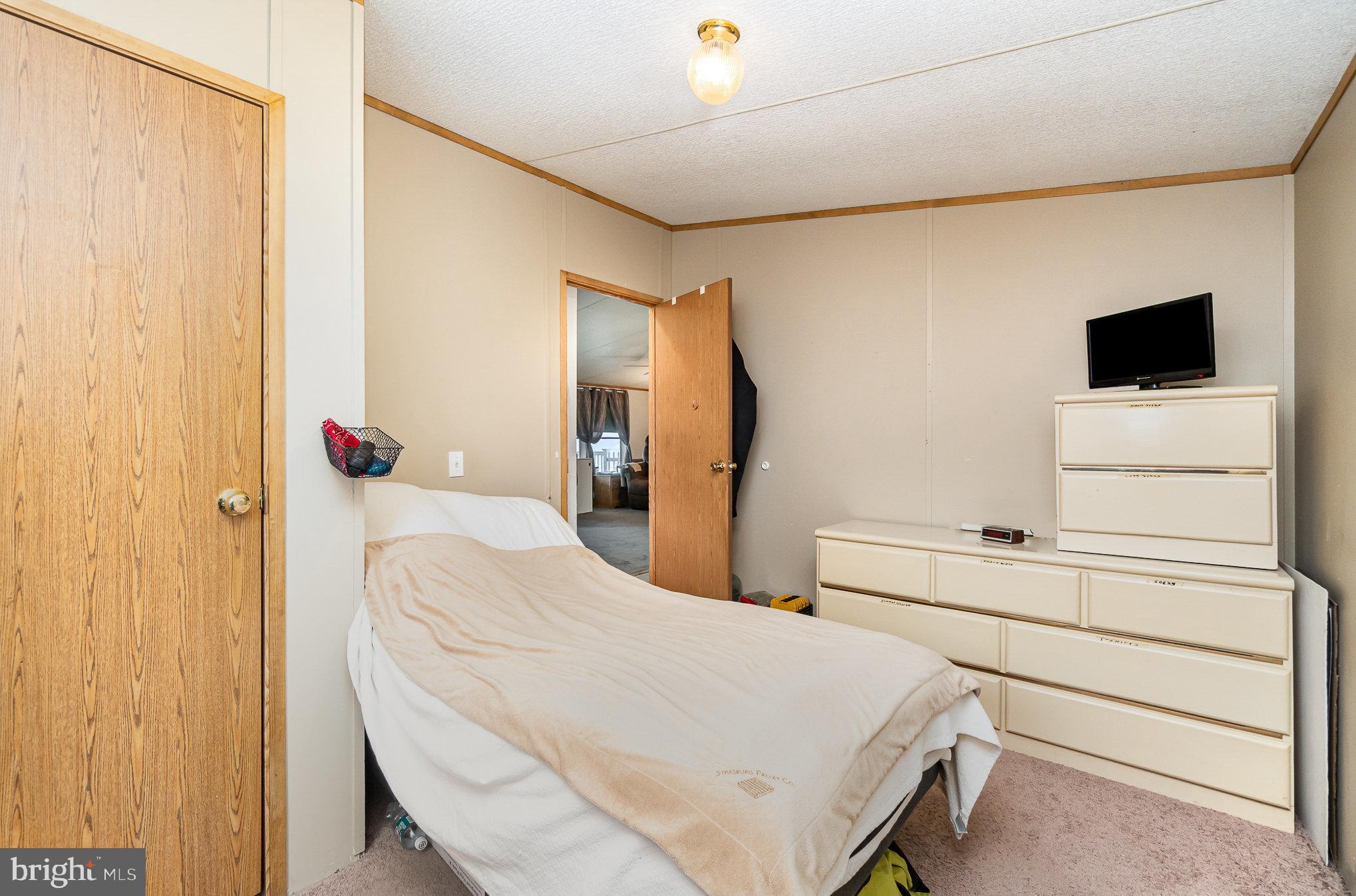 SUNSET ESTATES MHP - Residential