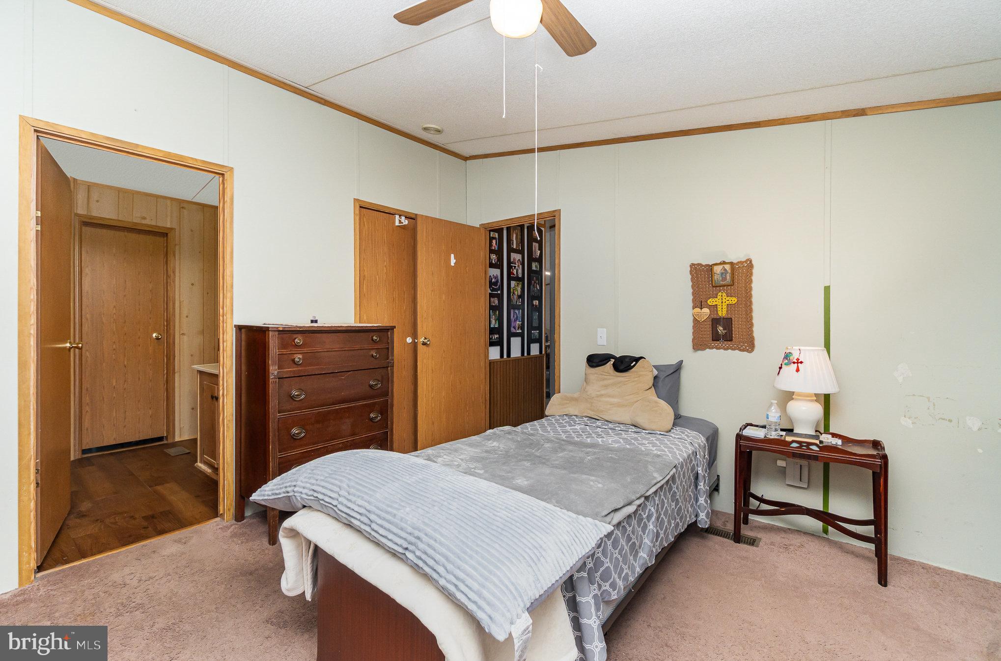 SUNSET ESTATES MHP - Residential