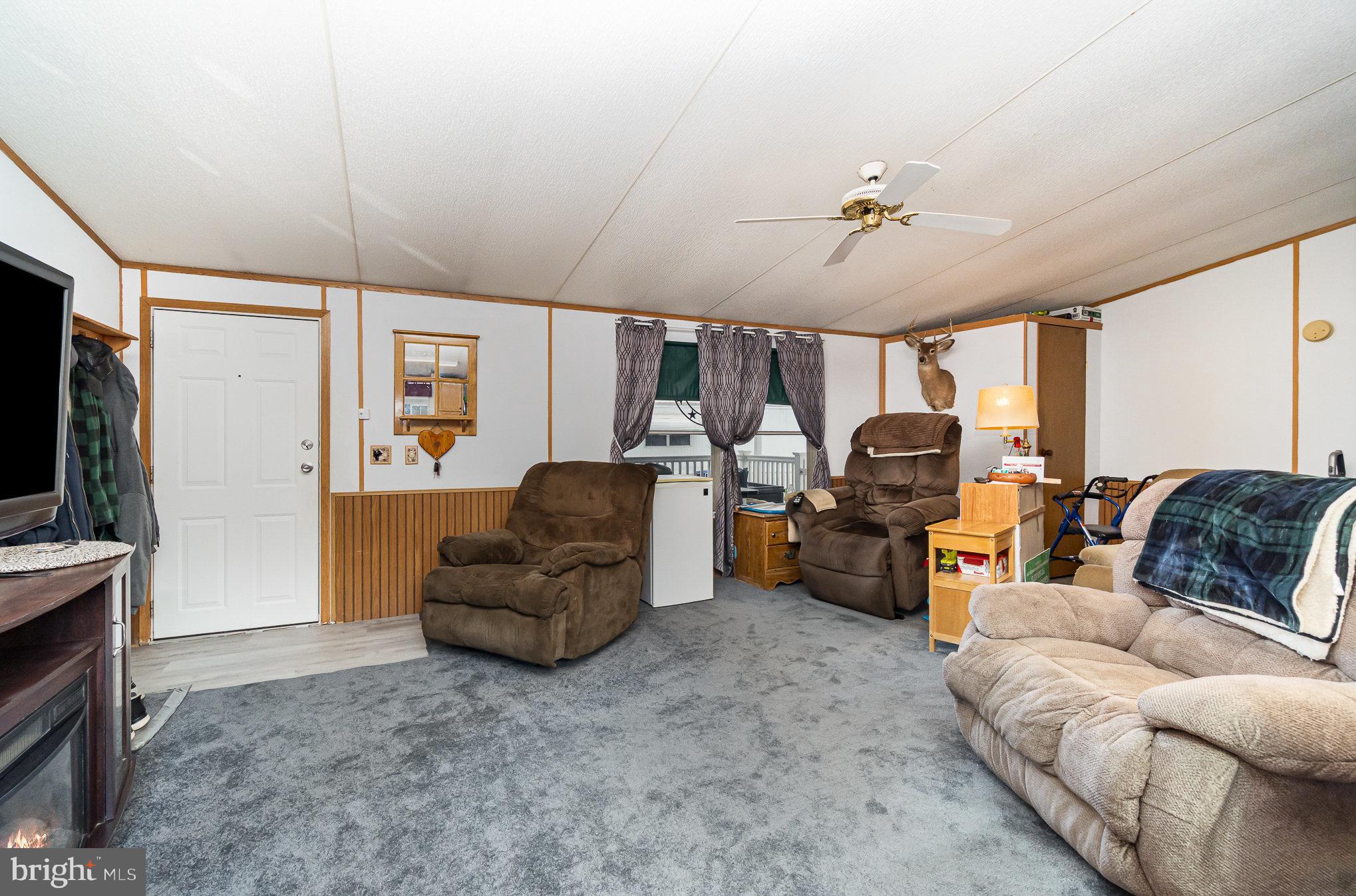 SUNSET ESTATES MHP - Residential