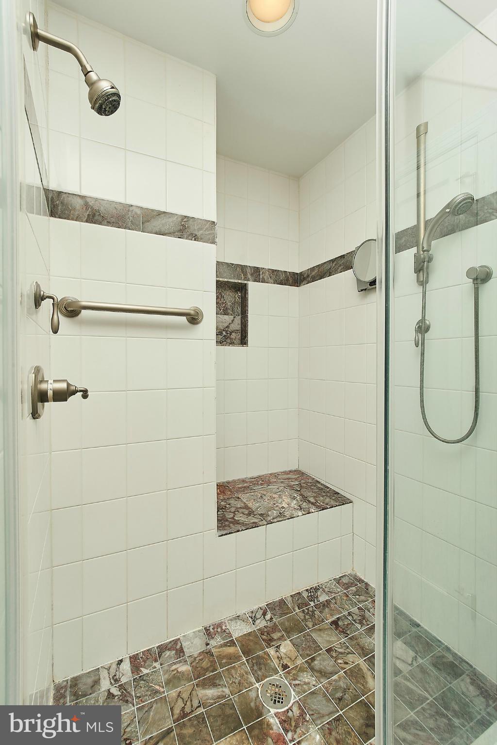 CHERRYDALE - Residential