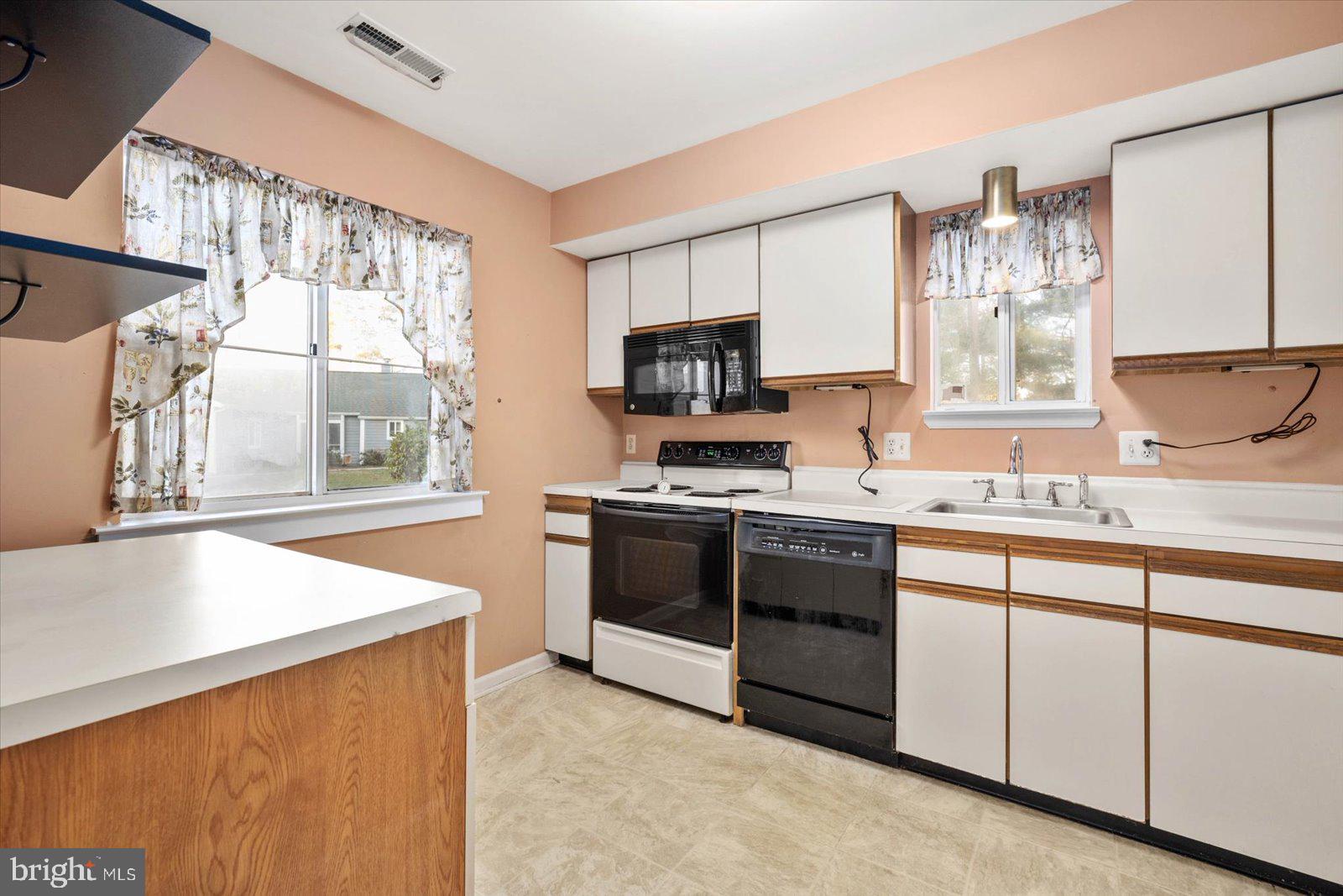 SPRING CHASE - Residential