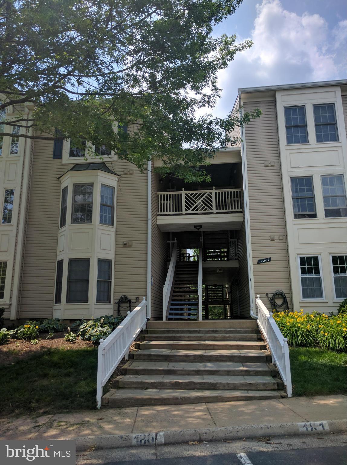 FAIRFIELD HOUSE - Residential Lease