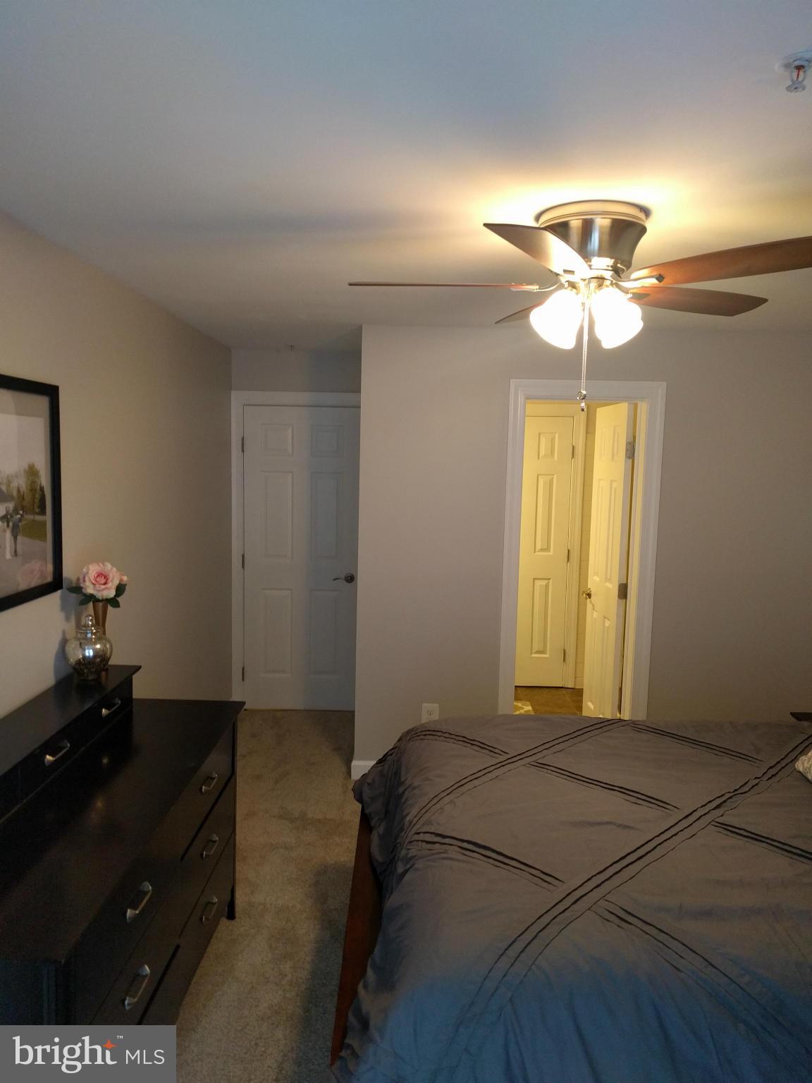 FAIRFIELD HOUSE - Residential Lease