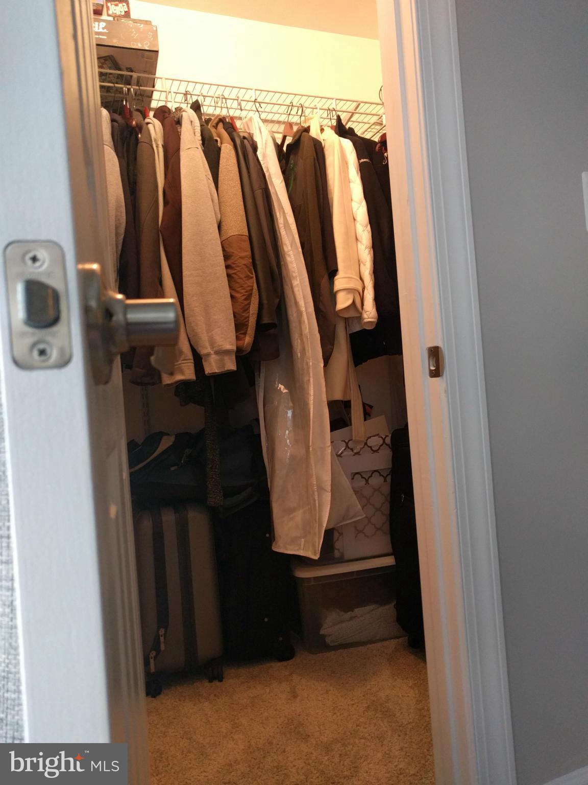 FAIRFIELD HOUSE - Residential Lease