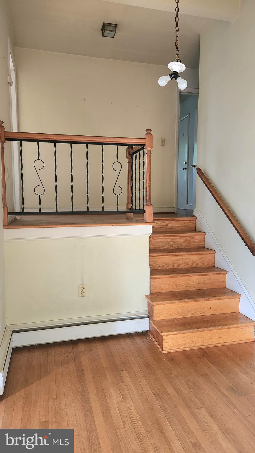 GLEN HILLS - Residential