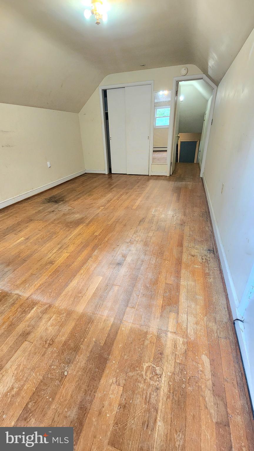 GLEN HILLS - Residential