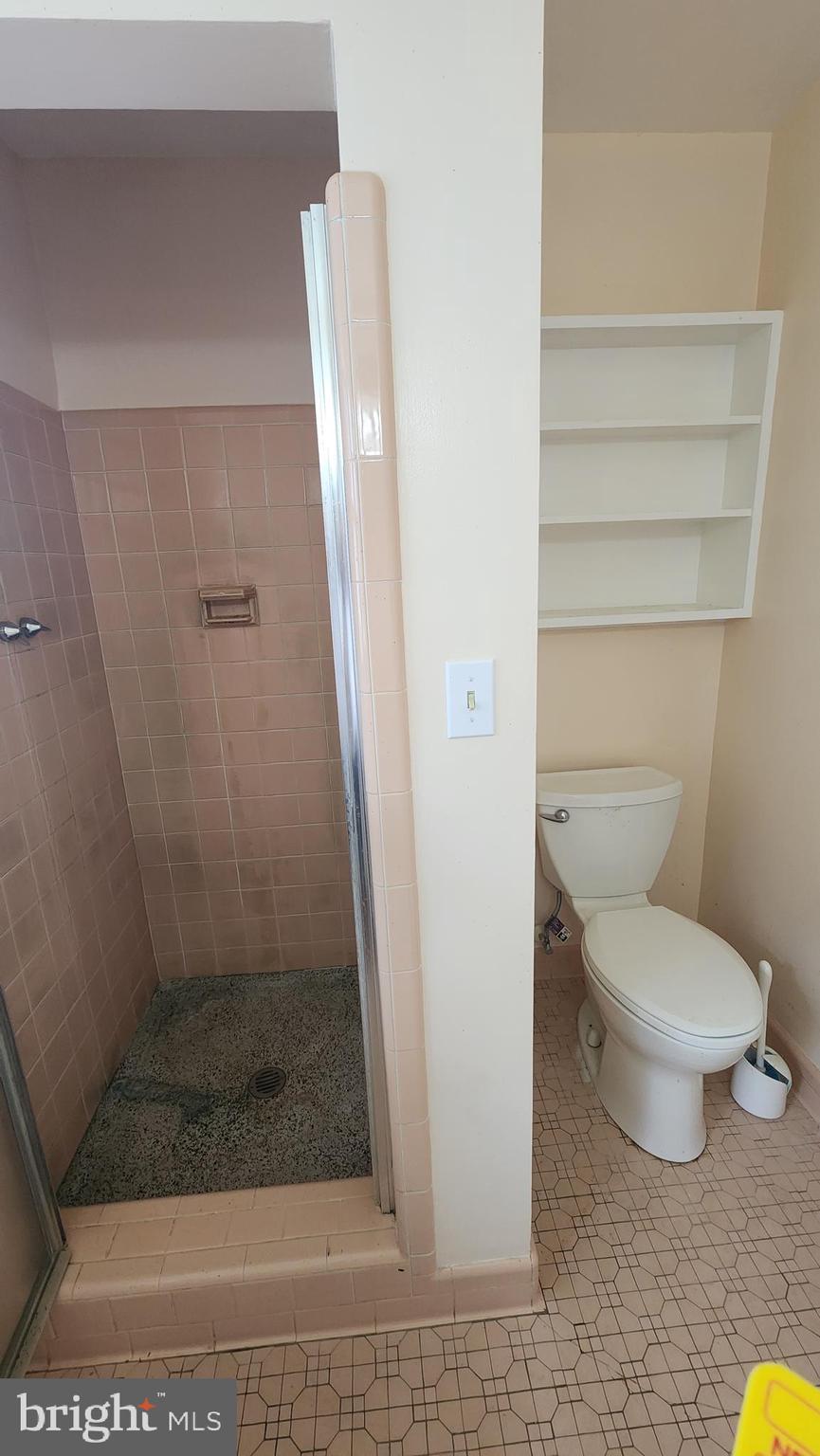 GLEN HILLS - Residential