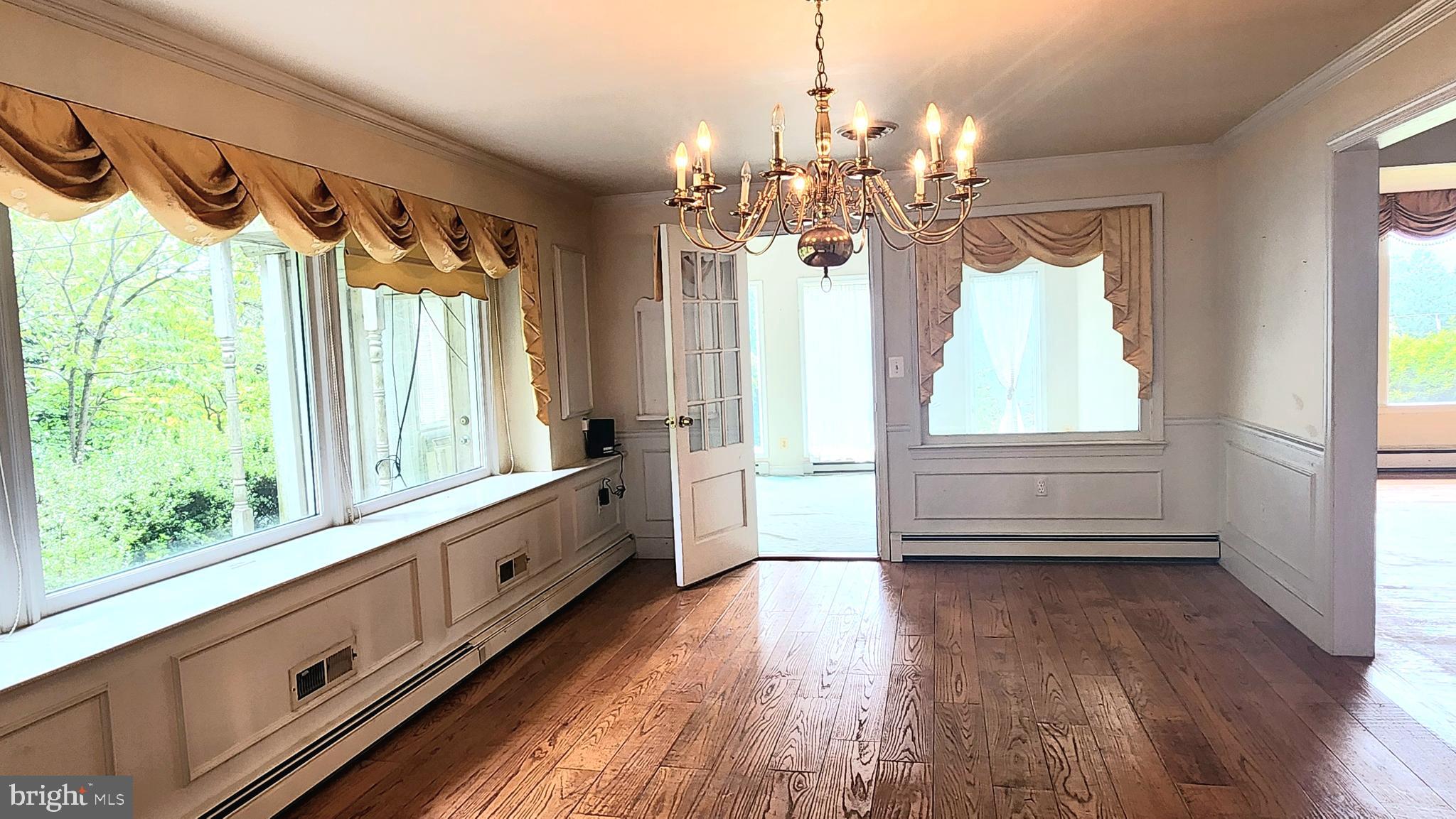 GLEN HILLS - Residential