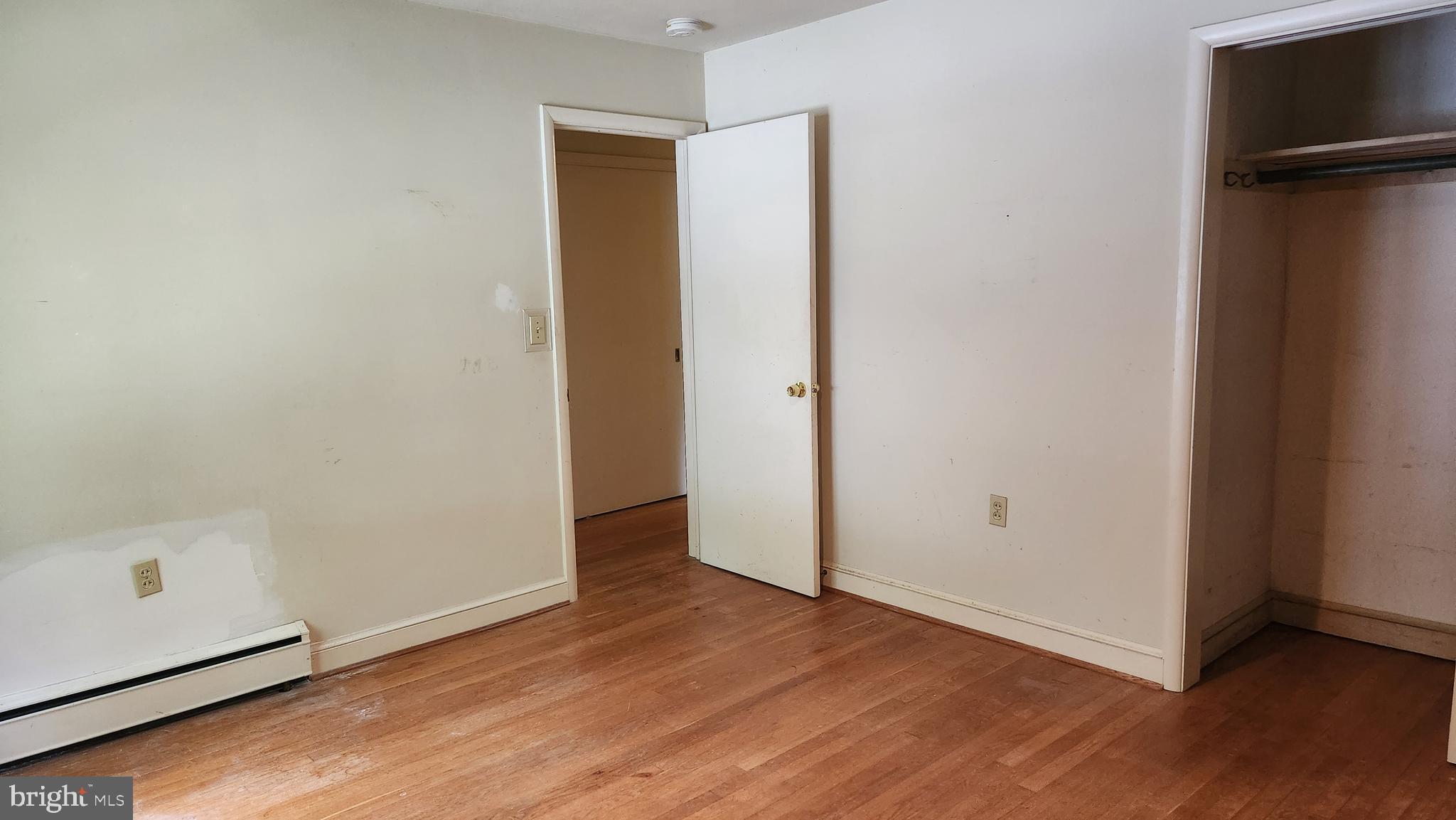 GLEN HILLS - Residential