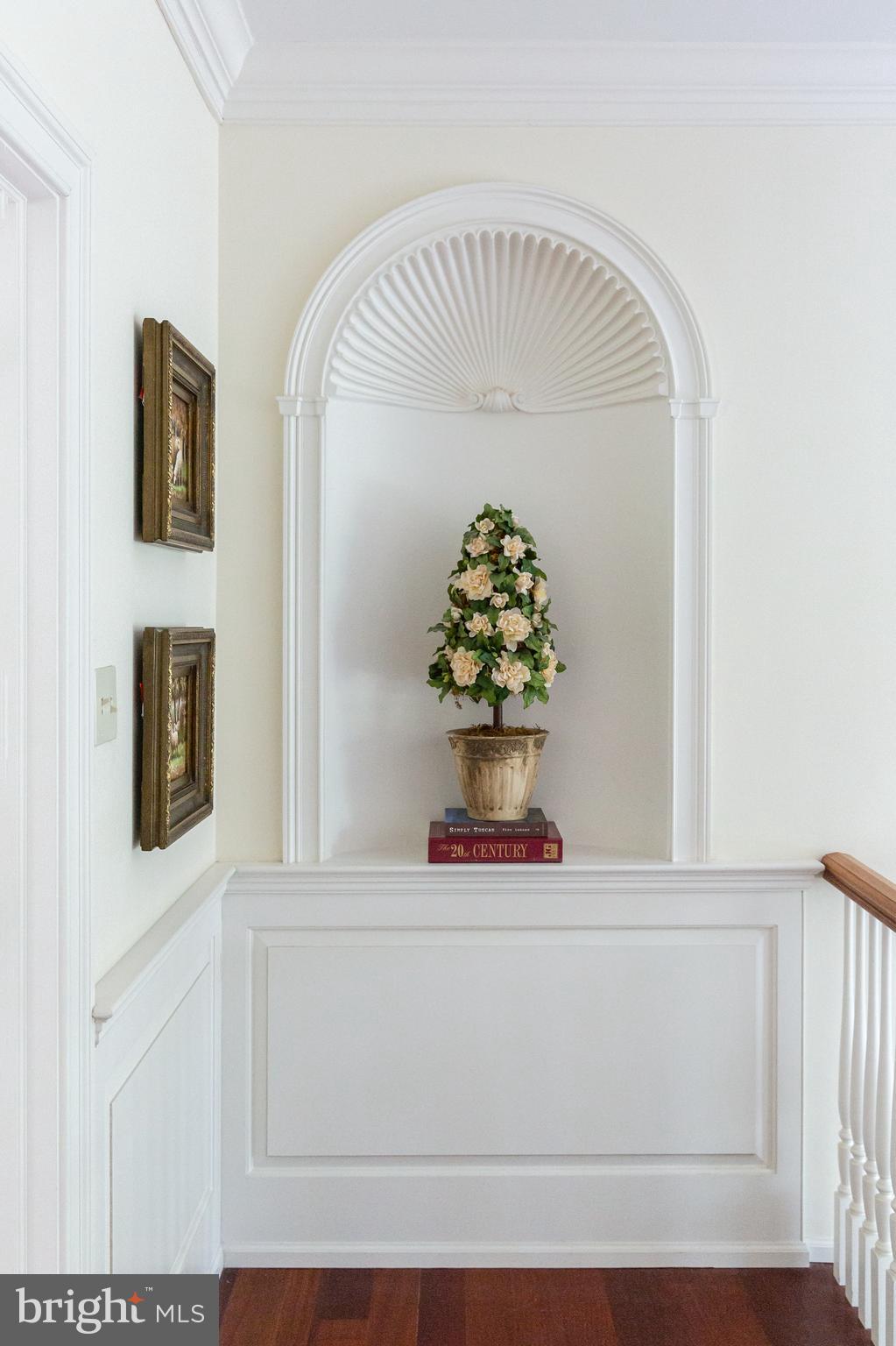 RADNOR HUNT - Residential