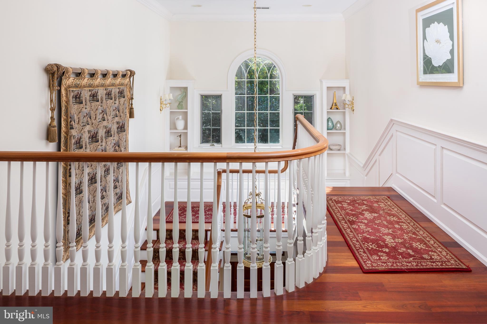 RADNOR HUNT - Residential