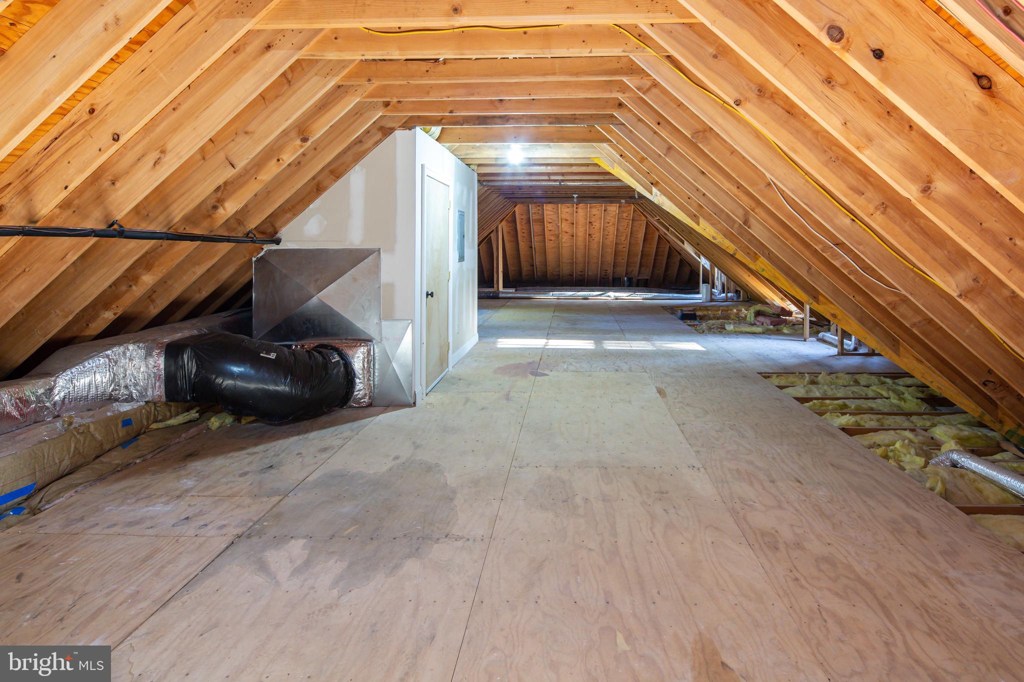 RADNOR HUNT - Residential