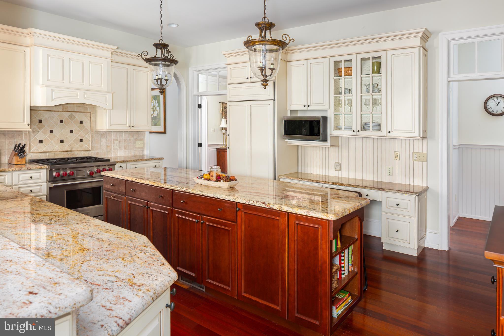 RADNOR HUNT - Residential