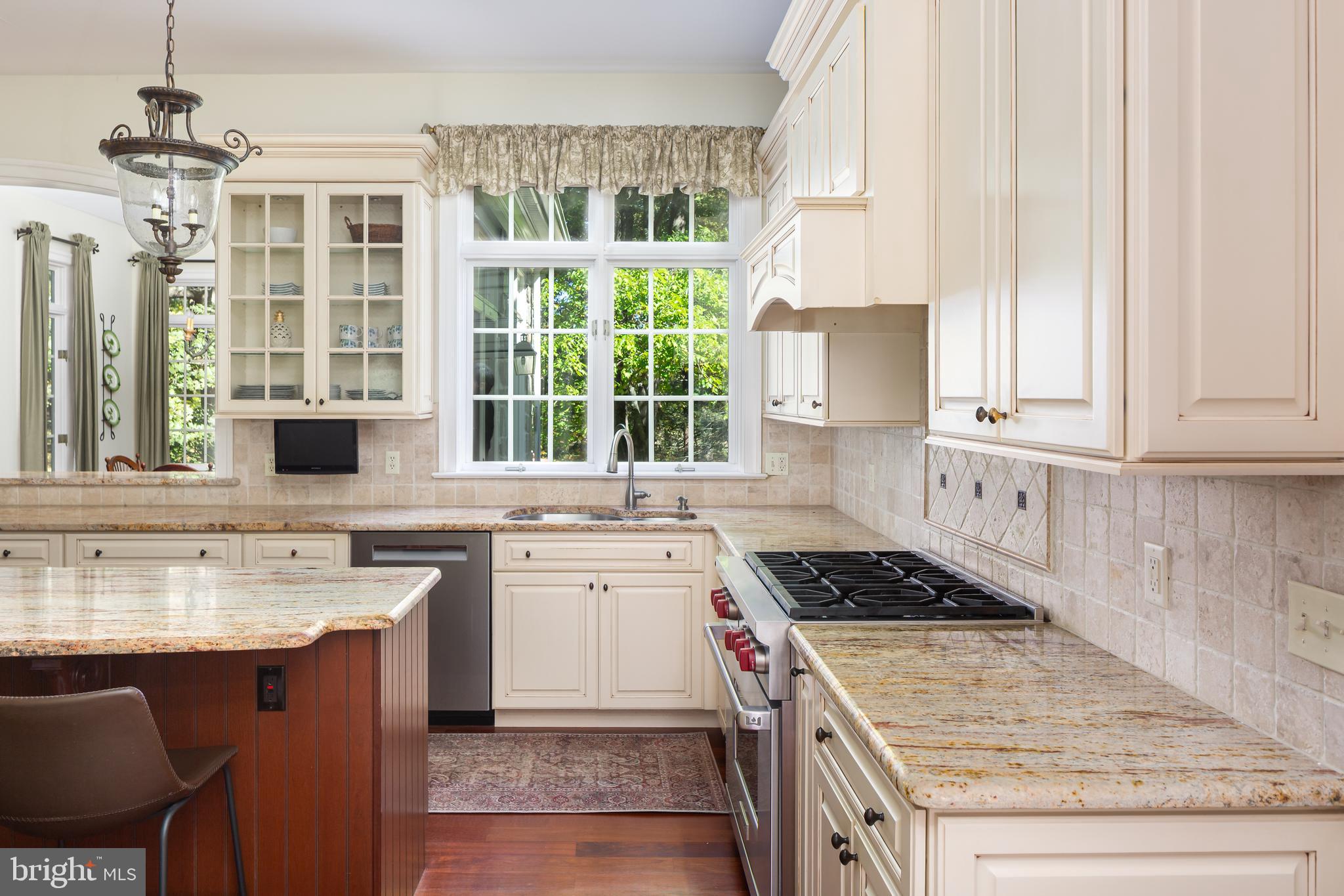 RADNOR HUNT - Residential