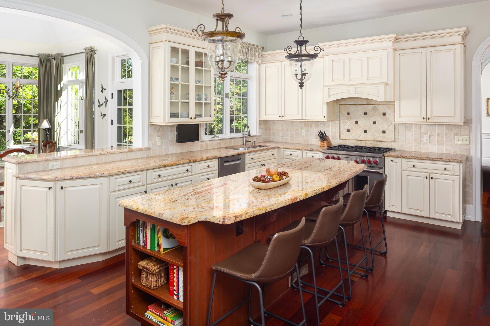 RADNOR HUNT - Residential