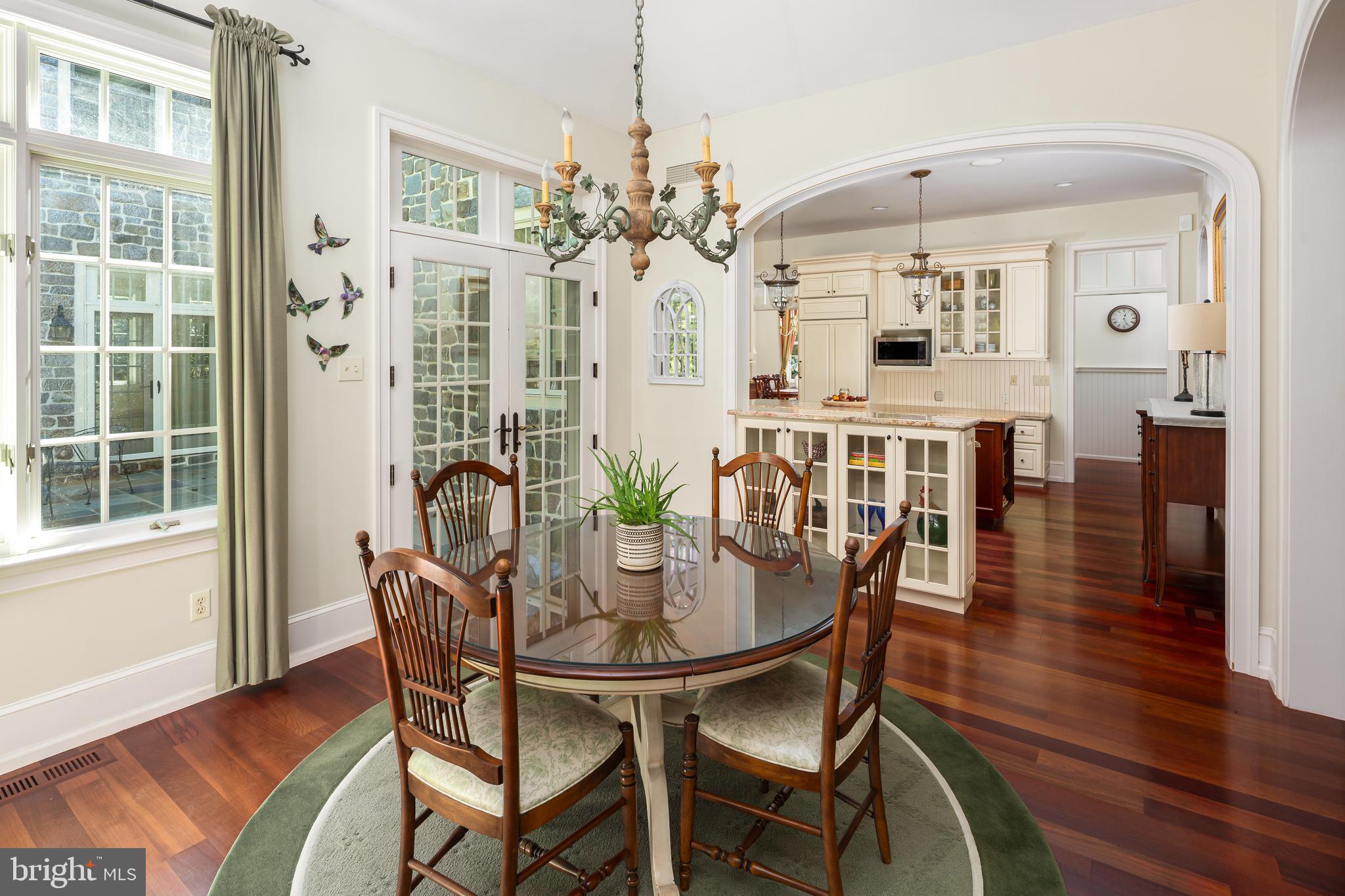 RADNOR HUNT - Residential