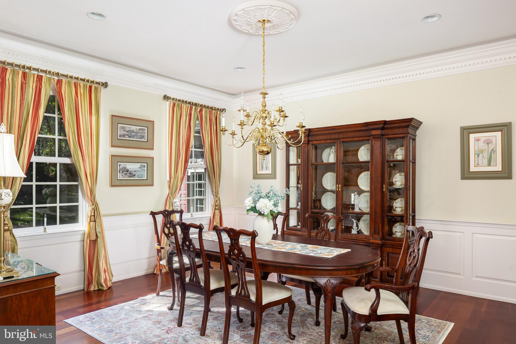 RADNOR HUNT - Residential