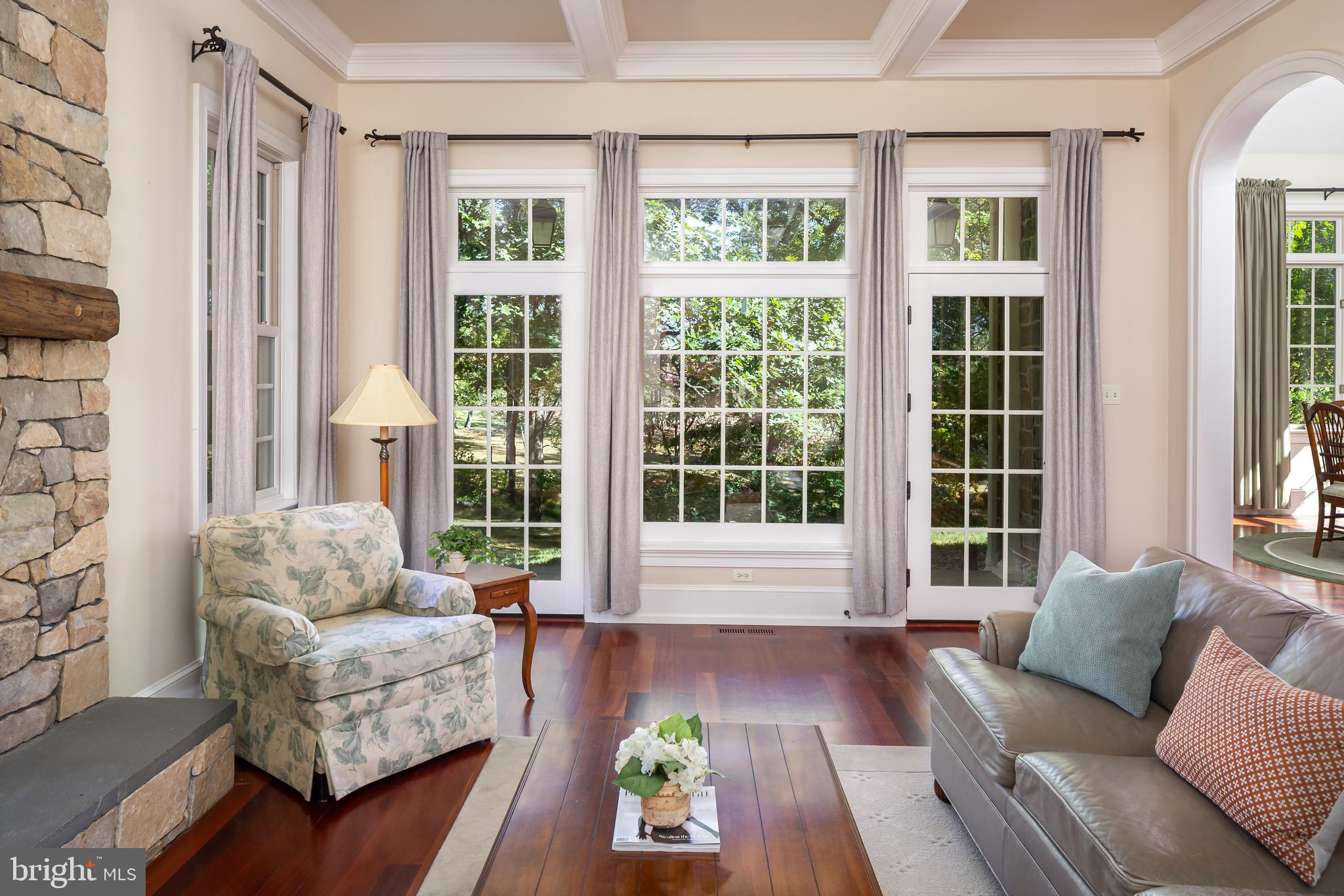 RADNOR HUNT - Residential