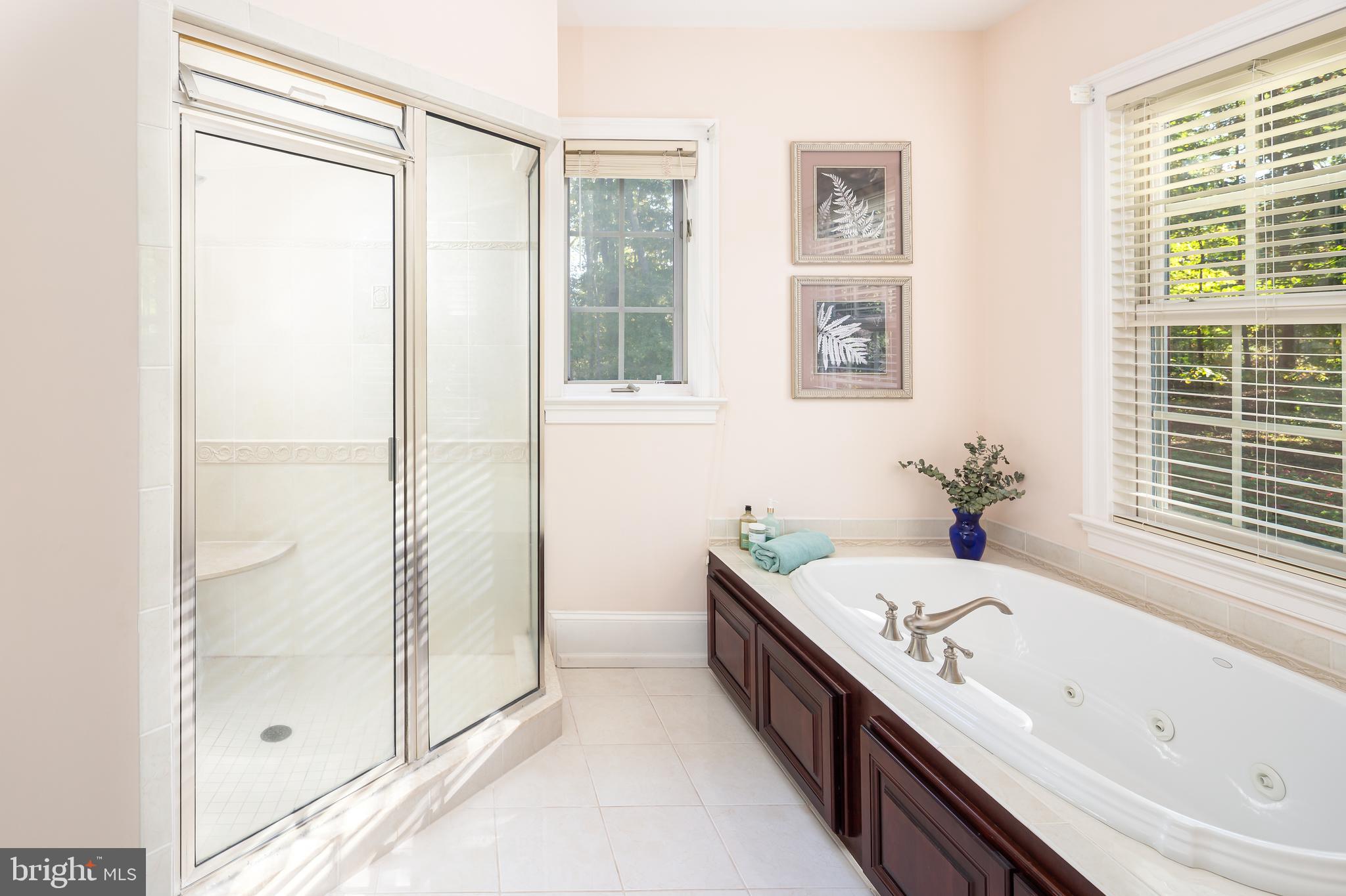 RADNOR HUNT - Residential