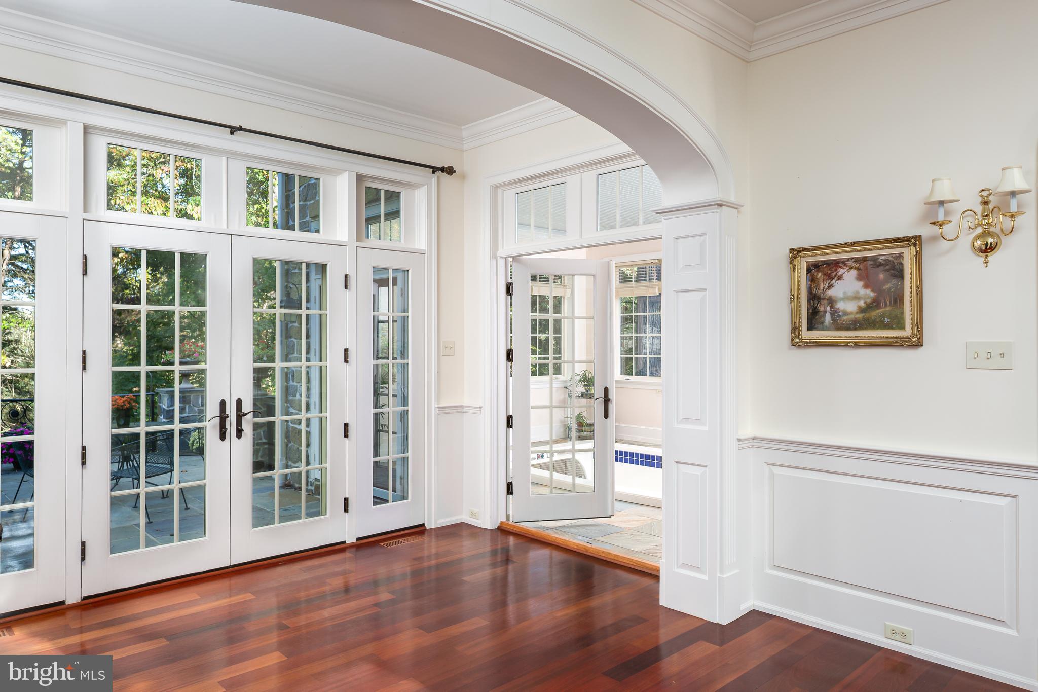 RADNOR HUNT - Residential