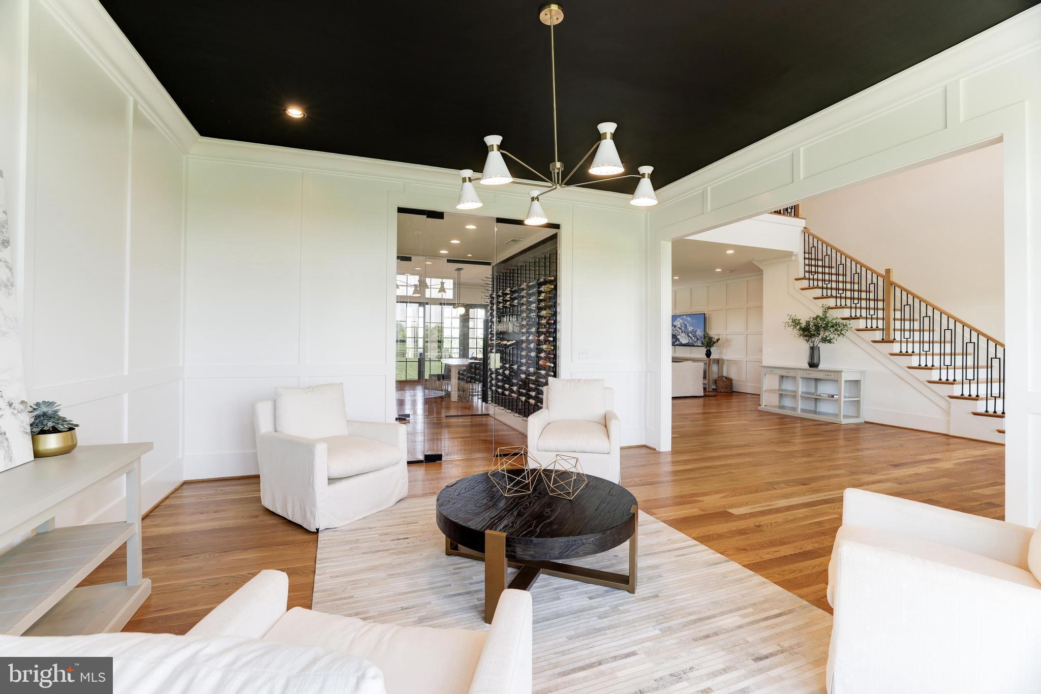 LEE'S CROSSING - Residential