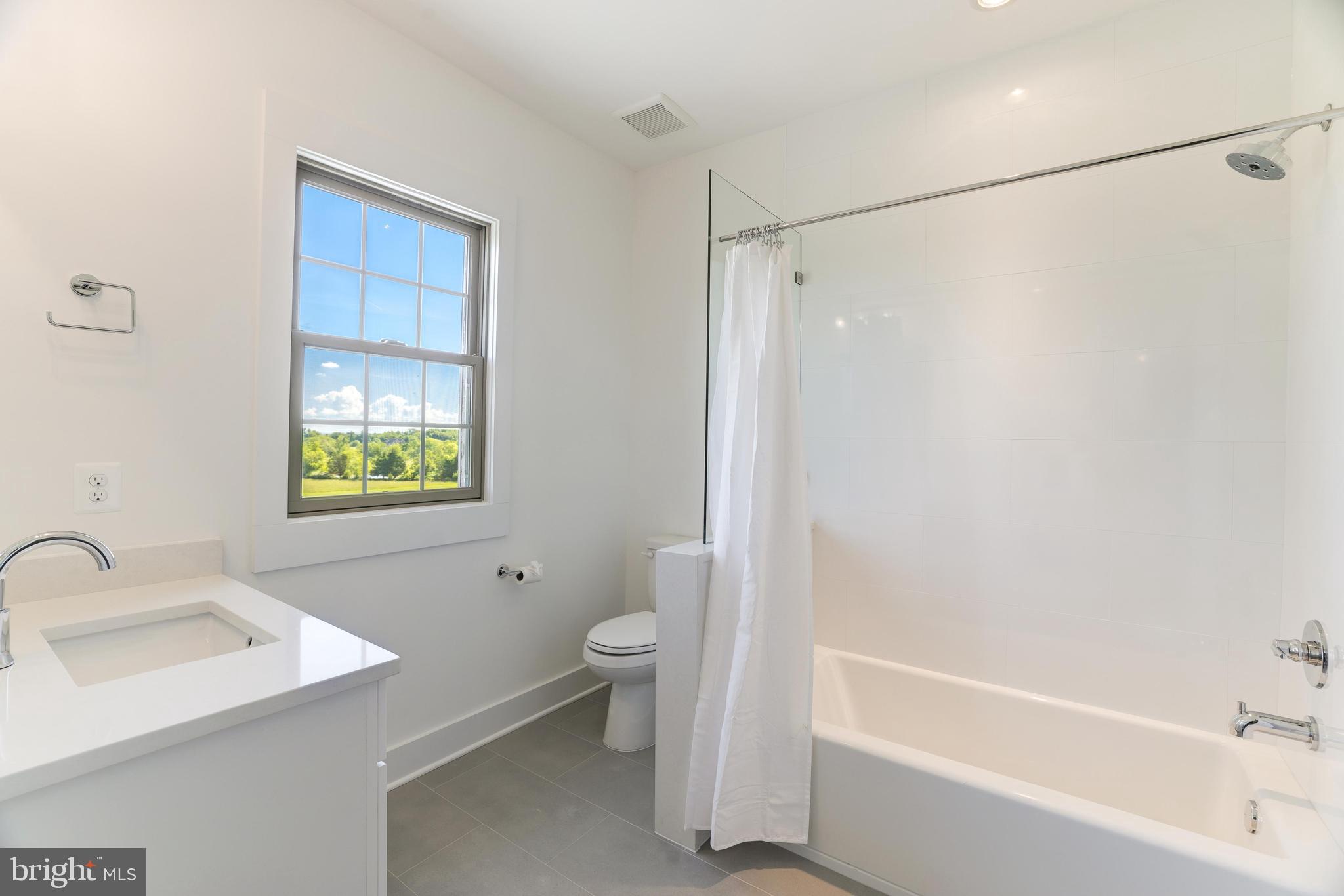 LEE'S CROSSING - Residential