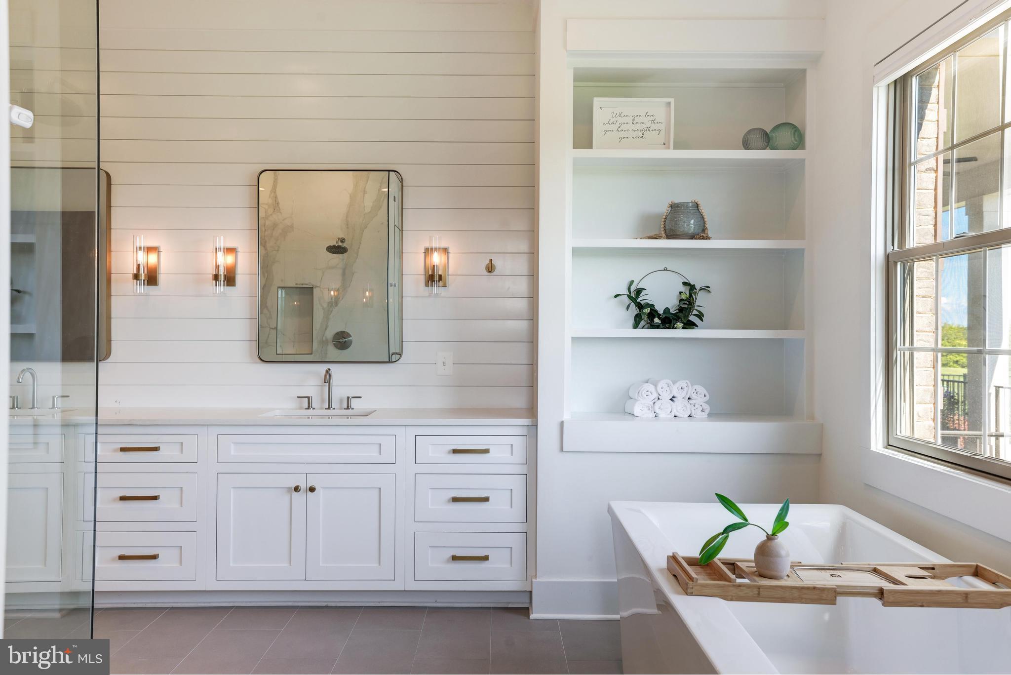 LEE'S CROSSING - Residential