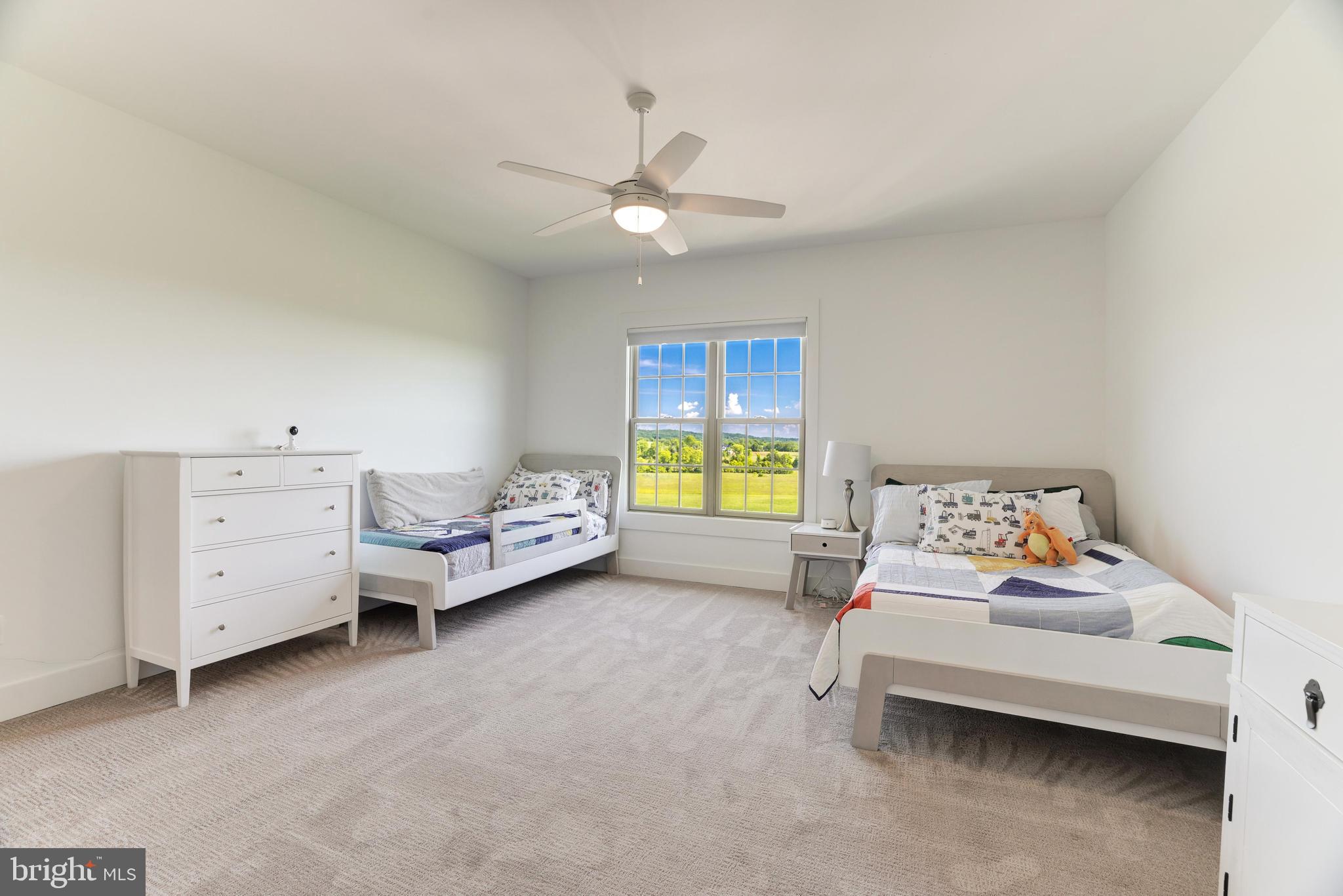 LEE'S CROSSING - Residential