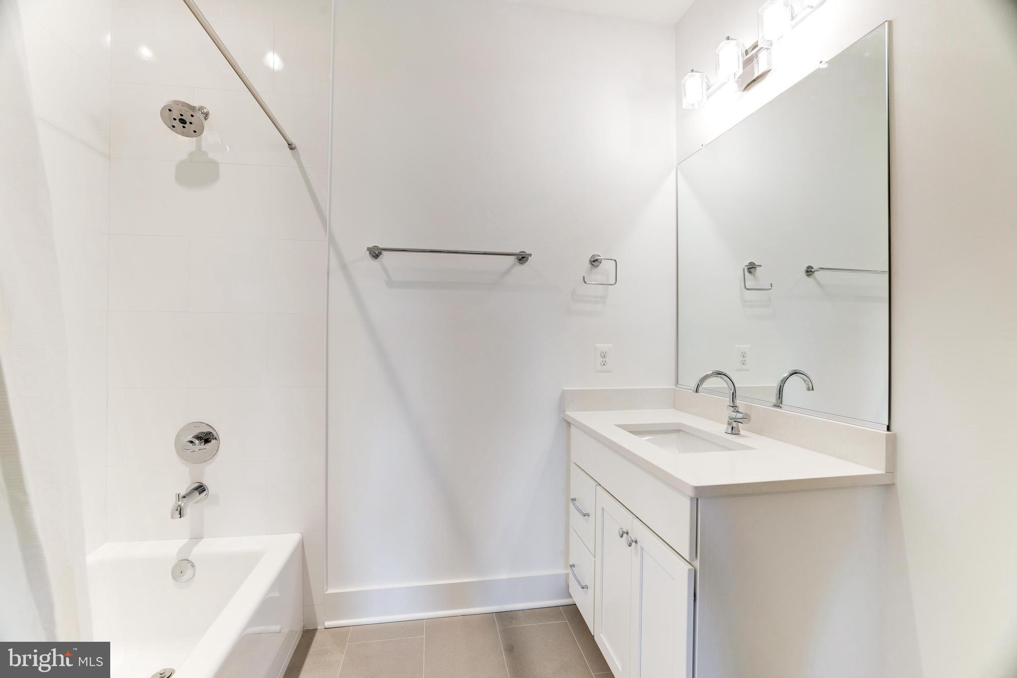 LEE'S CROSSING - Residential