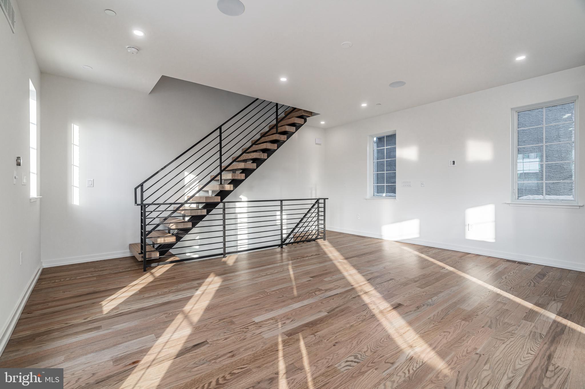 GRADUATE HOSPITAL - Residential