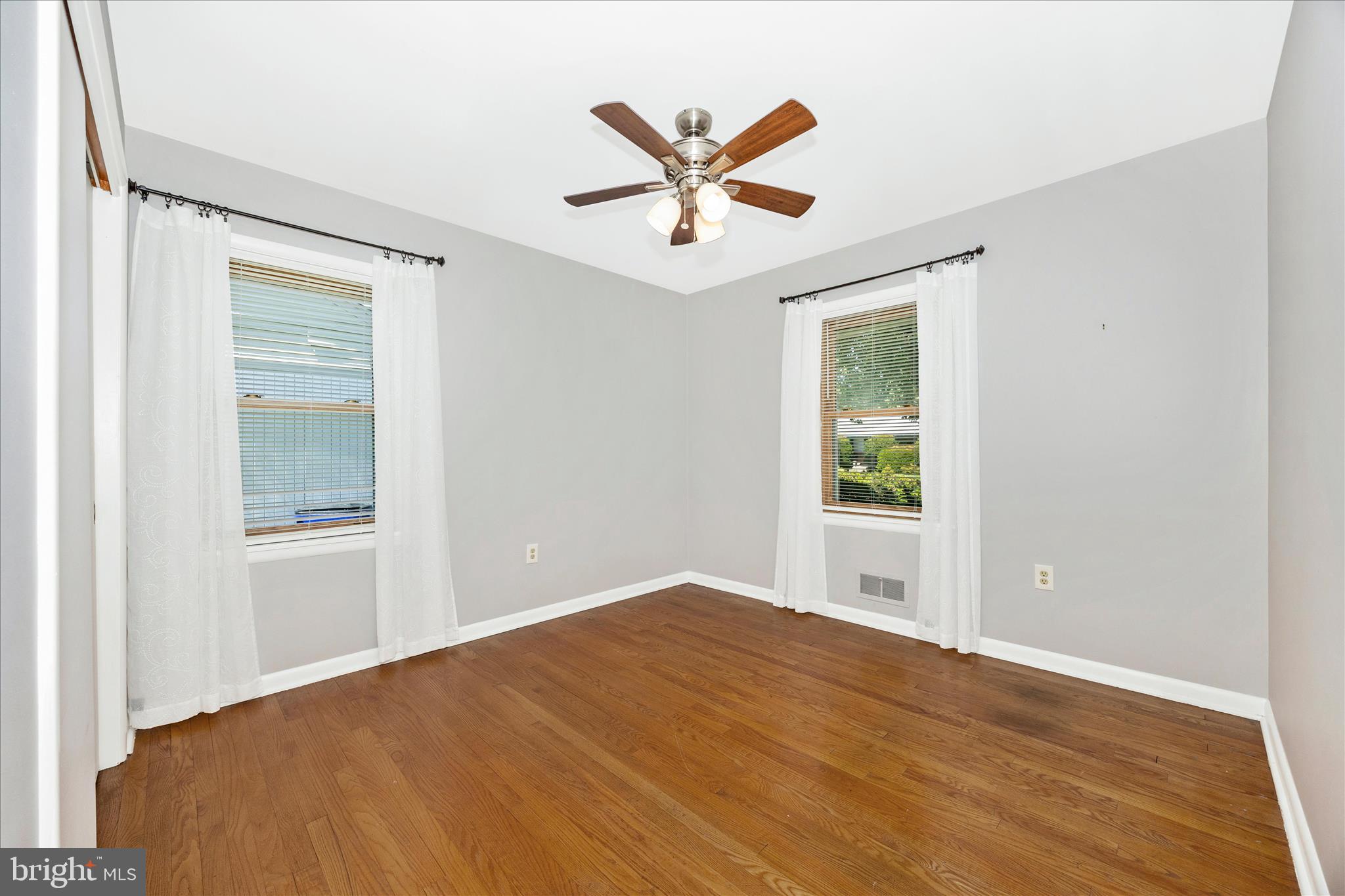 ROSEDALE - Residential
