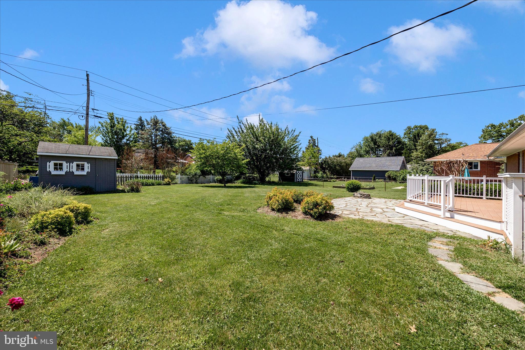 ROSEDALE - Residential