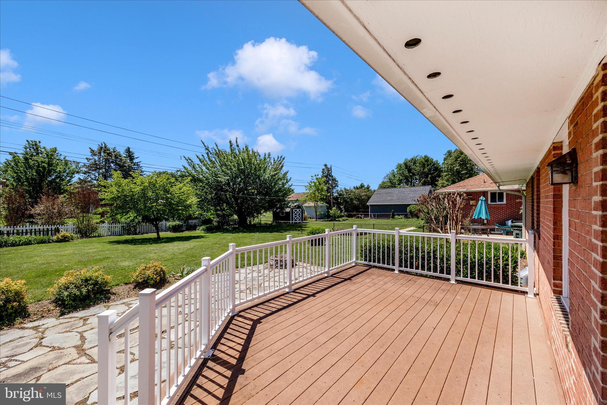 ROSEDALE - Residential