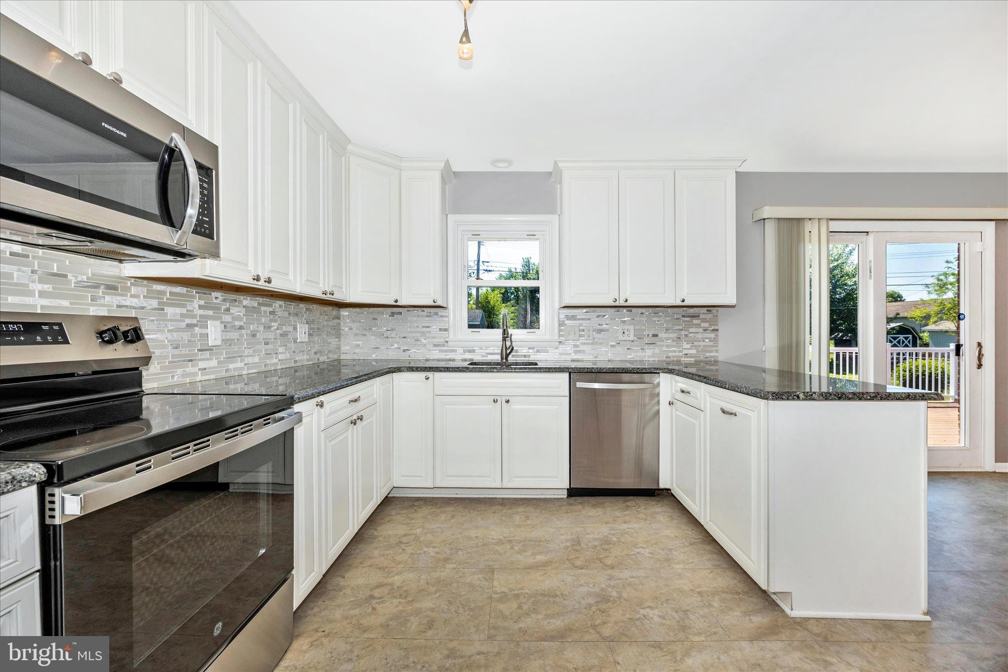 ROSEDALE - Residential